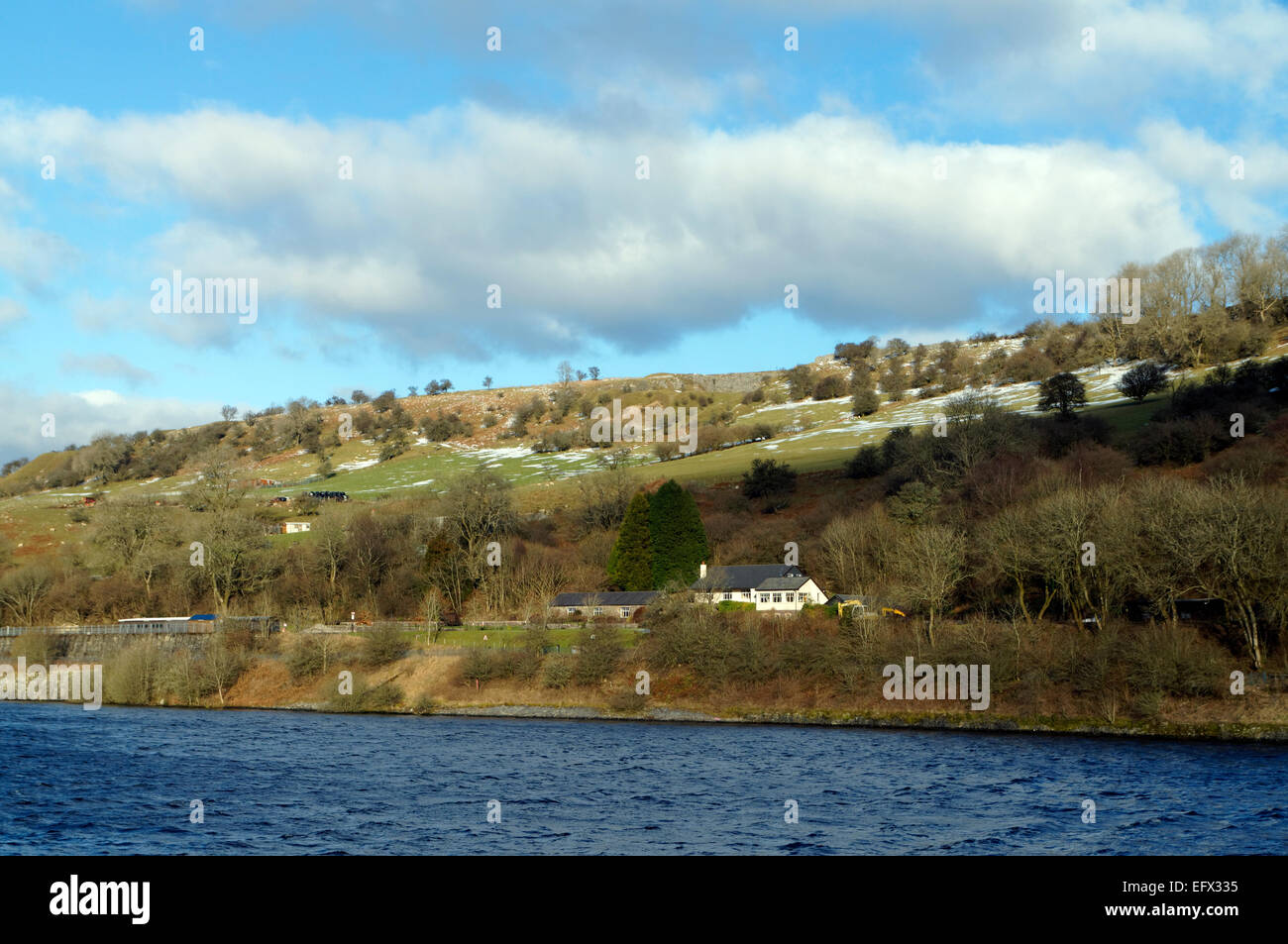 Brecon Mountain Railway Station et réservoir Pontsticill, parc national de Brecon Beacons, Powys, Wales, UK. Banque D'Images
