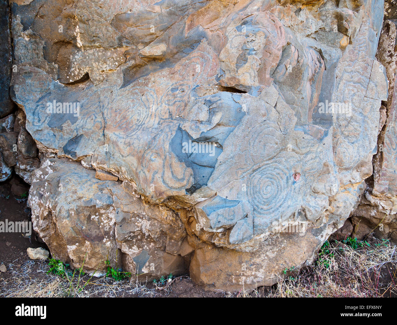 Sculptures rupestres préhistoriques de la Fajana à El Paso sur l'île canarienne de La Palma Banque D'Images