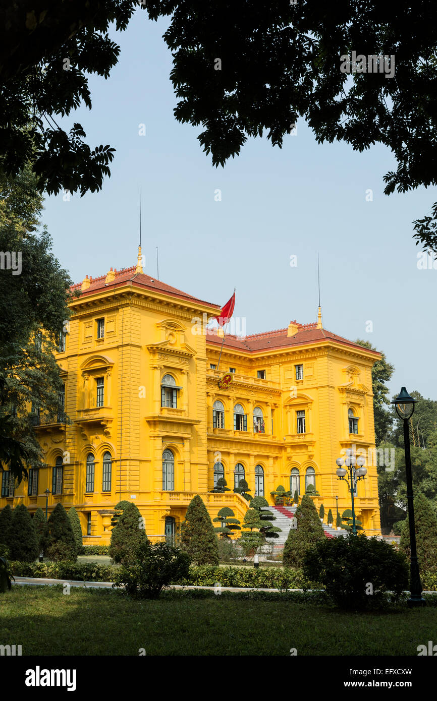 Palais présidentiel, Ho Chi Minh mausolée complexe, Hanoi, Vietnam. Banque D'Images