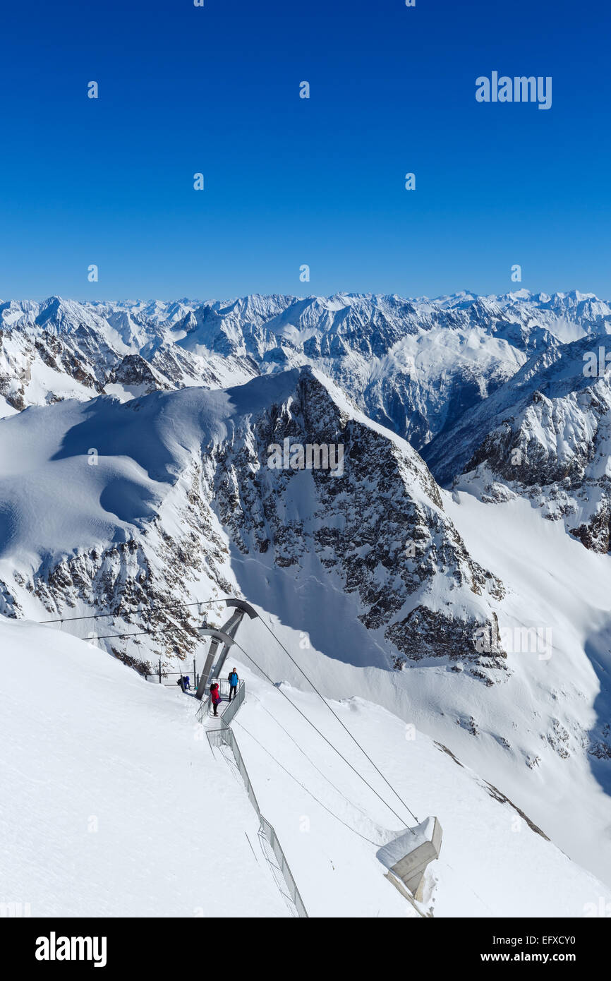 La falaise à pied sur le mont Titlis Banque D'Images