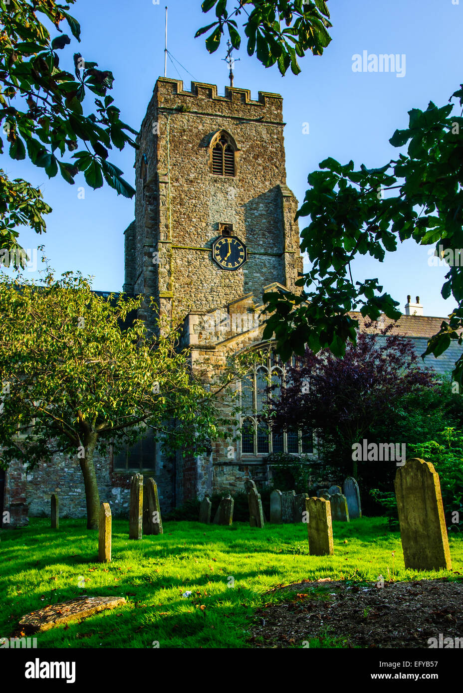 L'église paroissiale de St Mary & St Eanswythe Folkestone, Kent, UK Banque D'Images