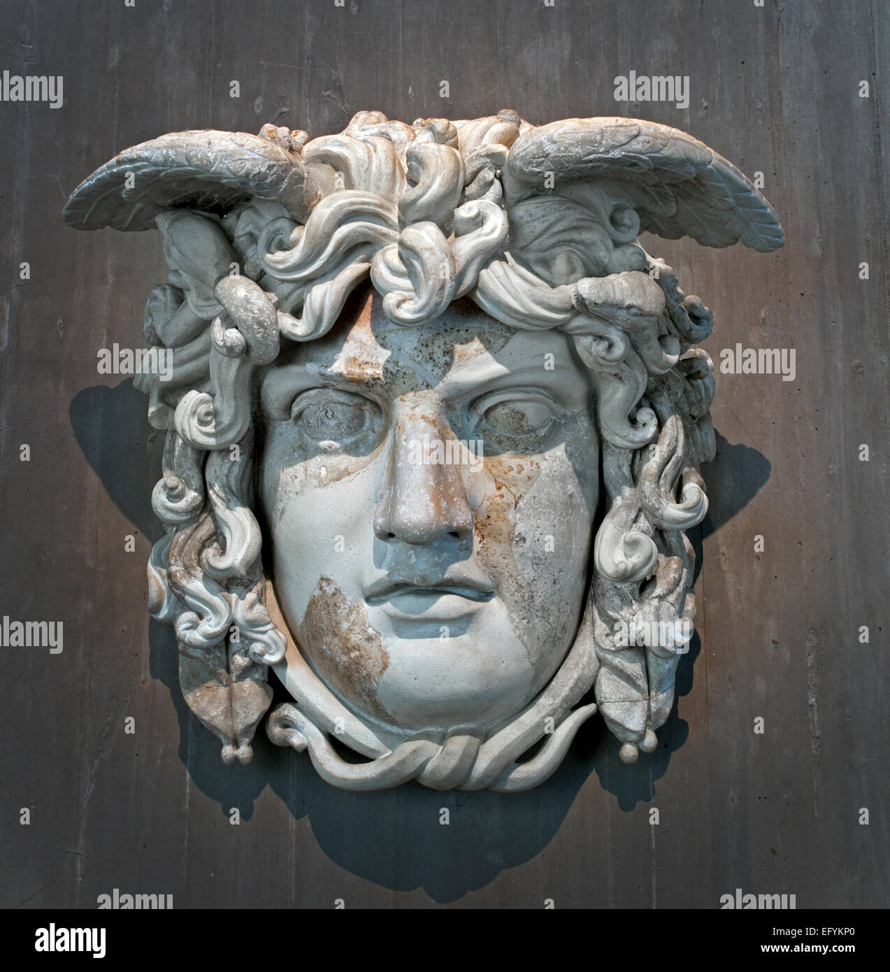 Masque de la Gorgone Méduse, ca AD 130 Musée Romain Germanique Cologne Allemagne Banque D'Images