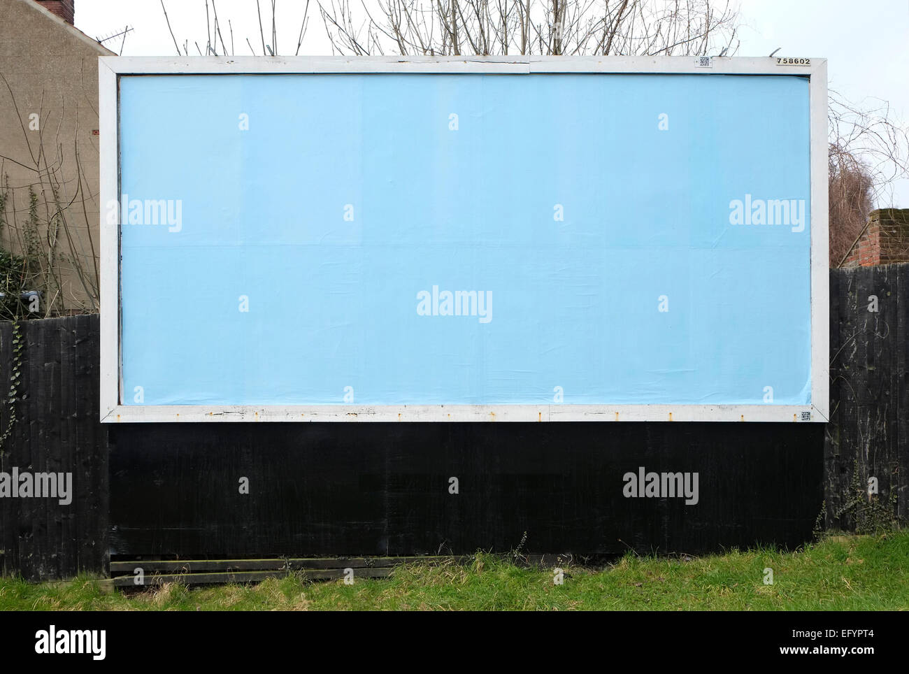 Panneau publicitaire vide de l'affiche de la thésaurisation d'affichage Banque D'Images