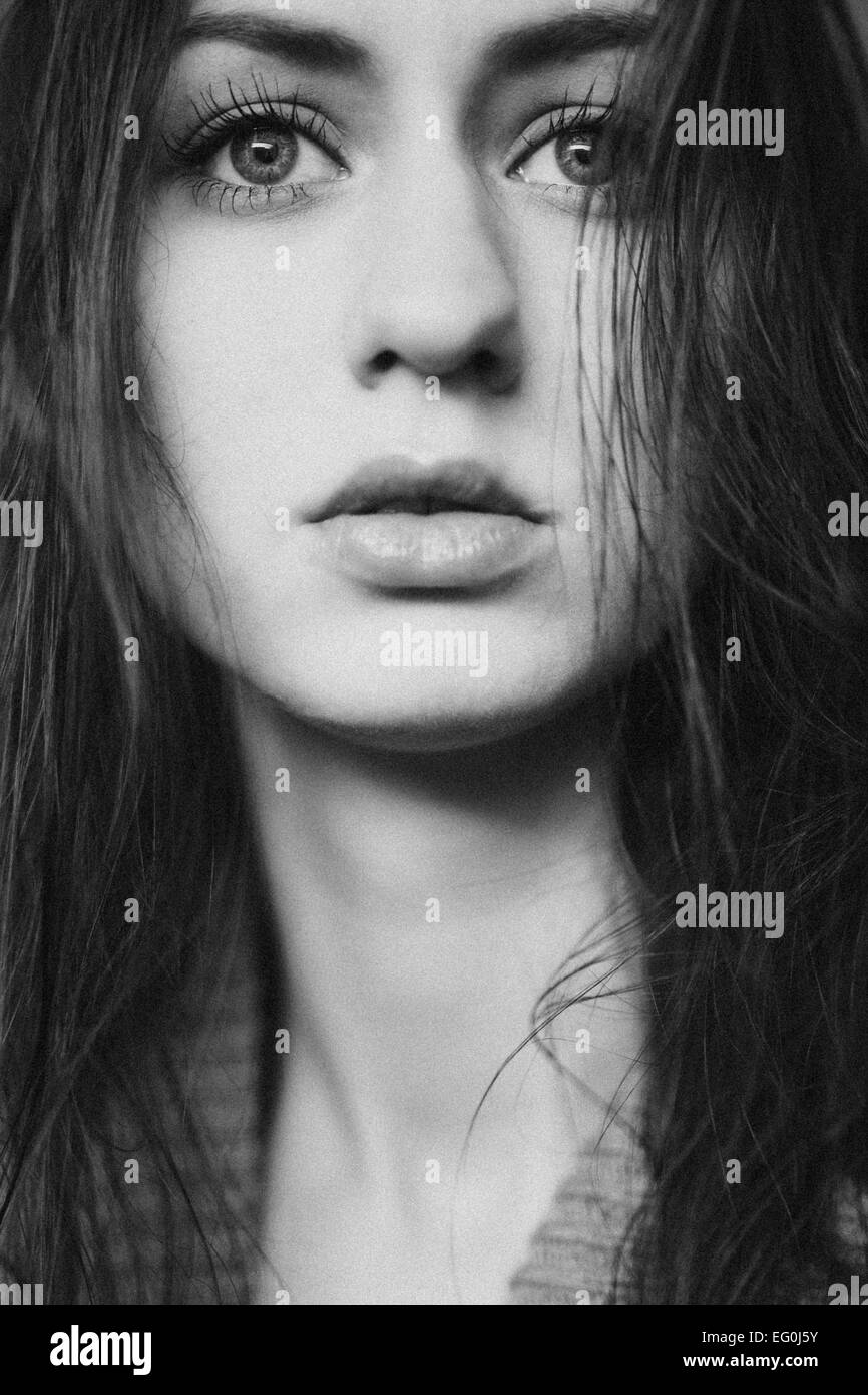 Portrait d'une belle femme Banque D'Images