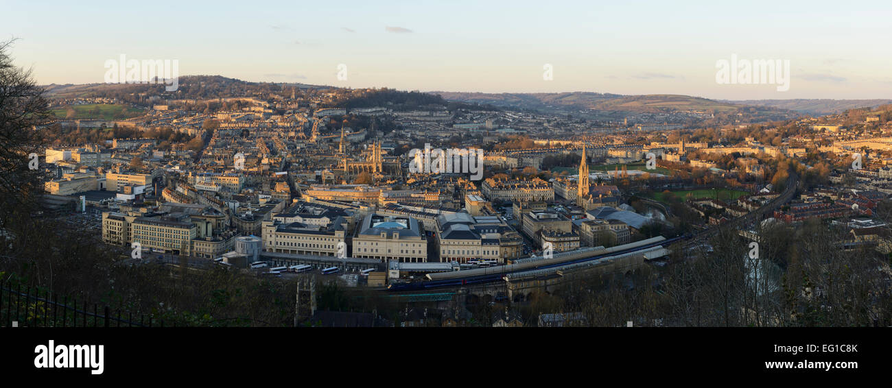 Le centre-ville de Bath skyline vue panoramique en hiver UK Banque D'Images