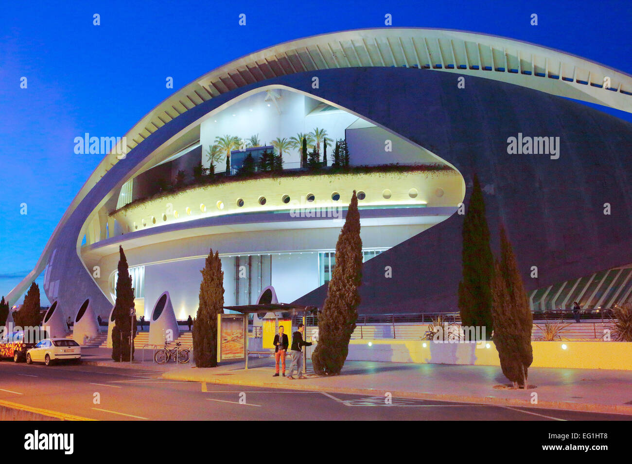 Cité des Arts et des sciences (Ciudad de las Artes y las Ciencias) la nuit, Valence, Communauté Valencienne, Espagne Banque D'Images