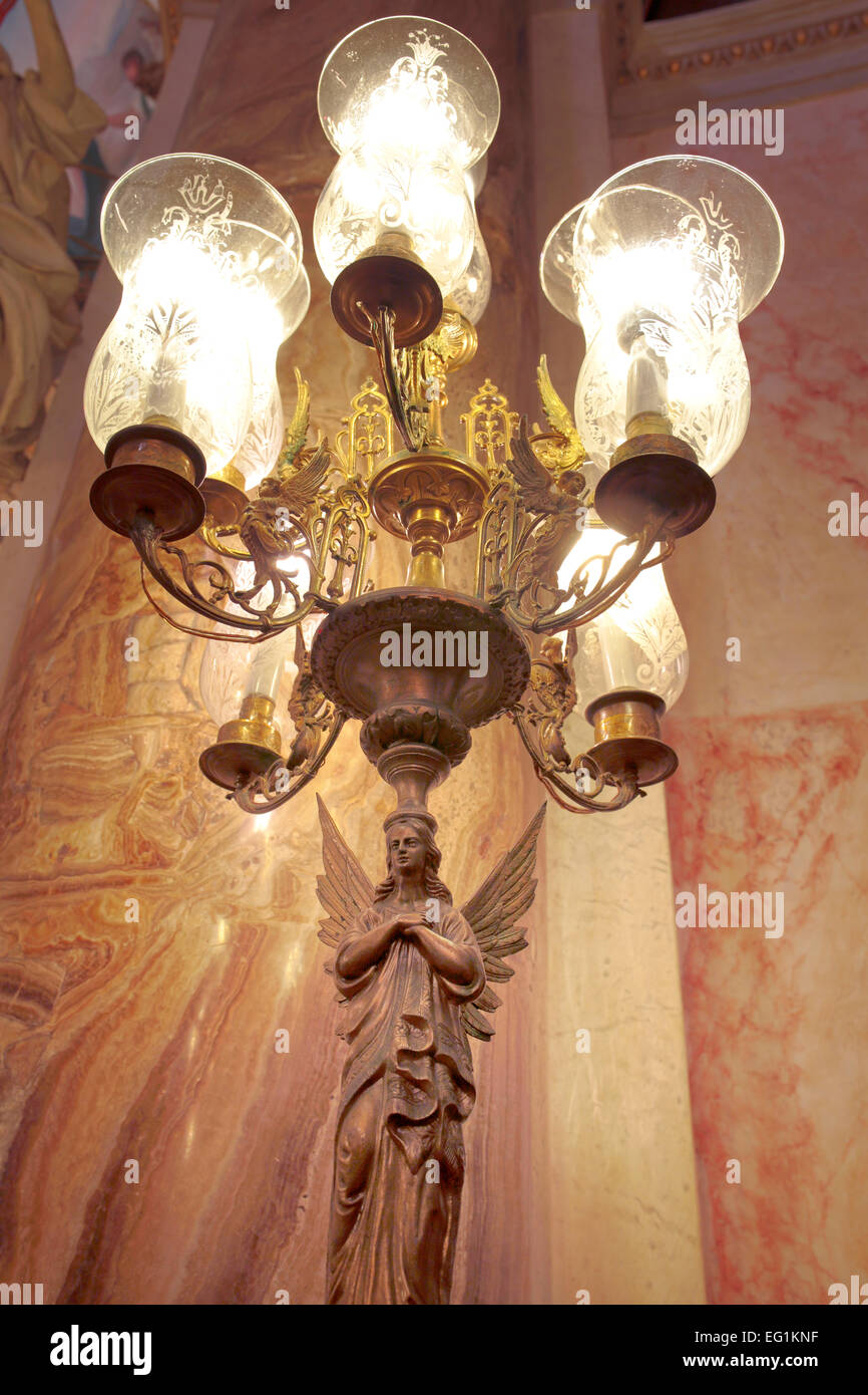 Lustre, intérieur de l'Oratoire de San Felipe Neri, Cadix, Andalousie, Espagne Banque D'Images