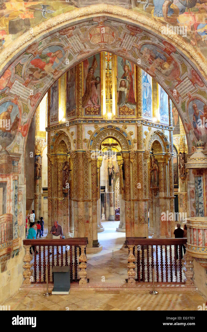 Intérieur de l'église Ronde, couvent de l'Ordre du Christ (Convento de Cristo), Tomar, Portugal Banque D'Images