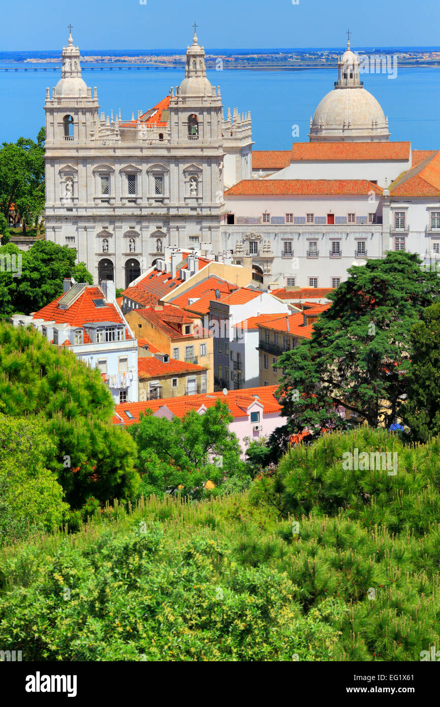 São Vicente de Fora, l'église de château de Sao Jorge (Castelo de Sao Jorge), Lisbonne, Portugal Banque D'Images