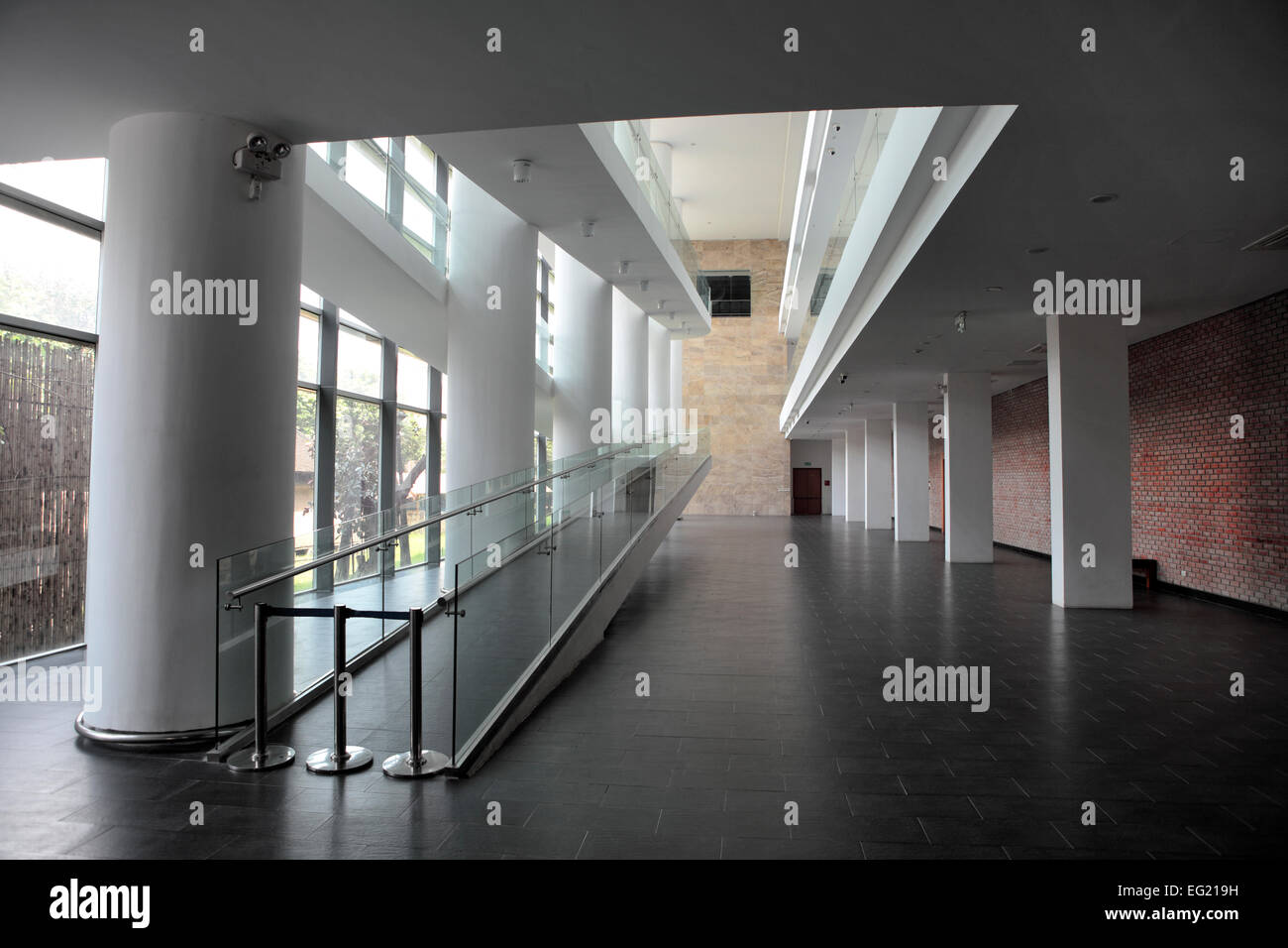 Bâtiment moderne de l'intérieur du musée d'Ethnographie, Hanoi, Vietnam Banque D'Images