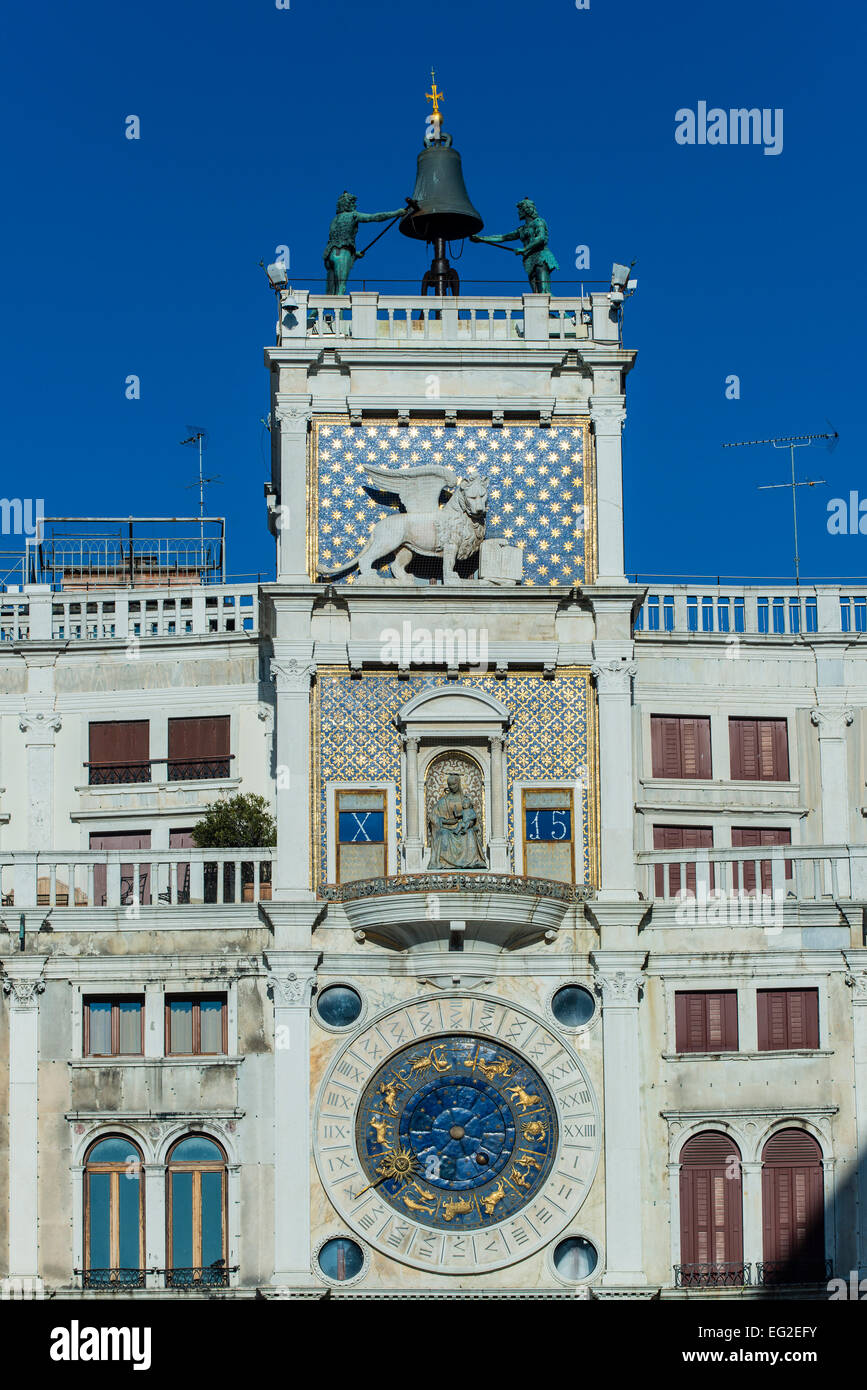 La tour de l'horloge, la Place Saint-Marc, Venise, Vénétie, Italie Banque D'Images
