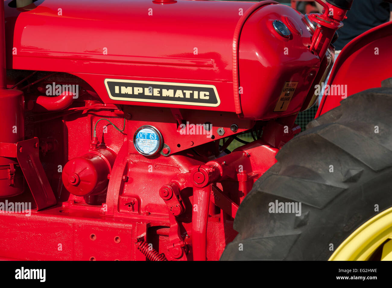 Détail de David Brown 990 rouge série Implematic tracteur classique (brillants, propres et stationné sur l'affichage) - Grand Show du Yorkshire, Harrogate, England, UK. Banque D'Images
