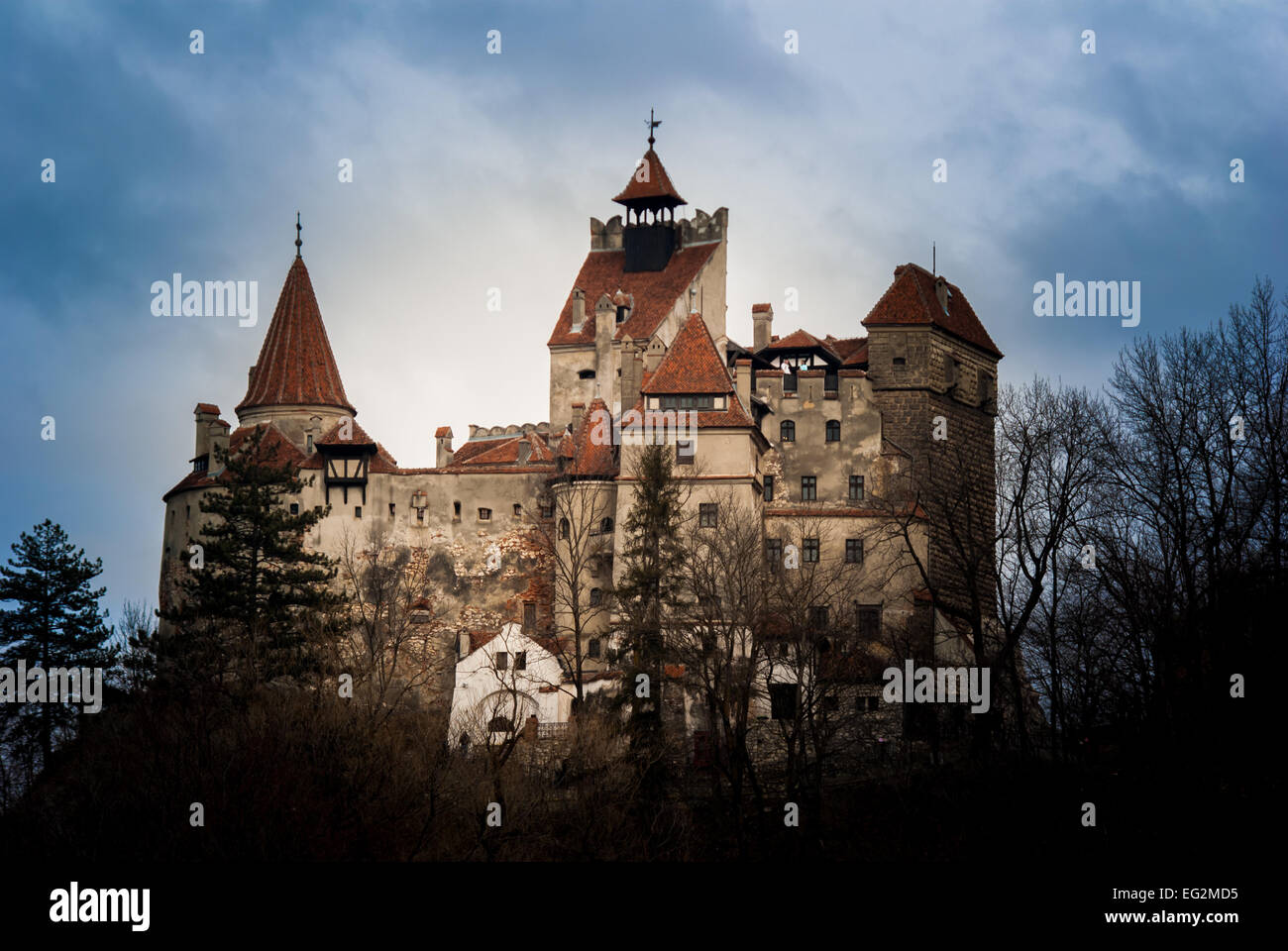 Le Château de Bran, Transylvanie, Roumanie, dite de "château de Dracula". Banque D'Images