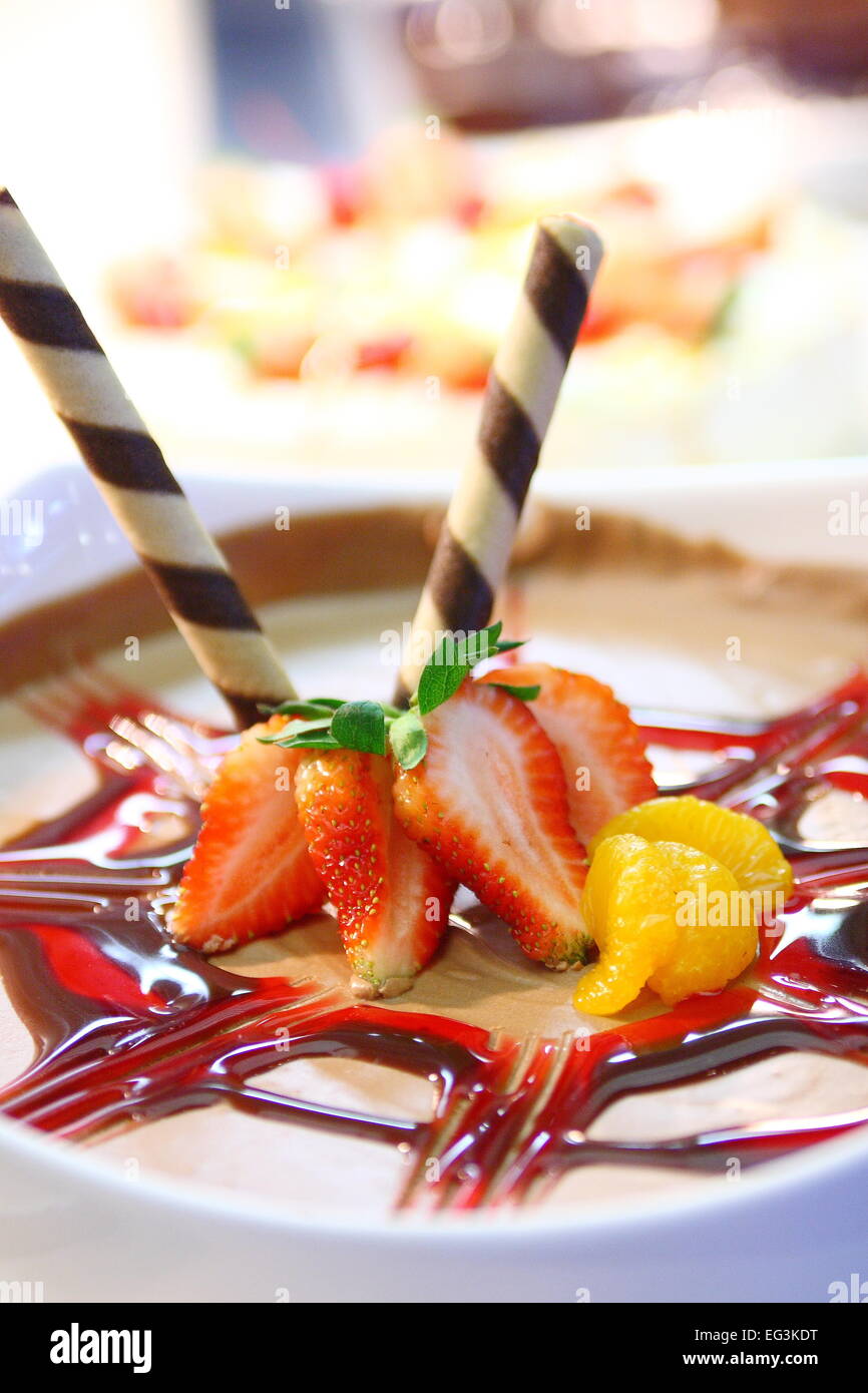 Dessert aux fraises au chocolat Banque D'Images