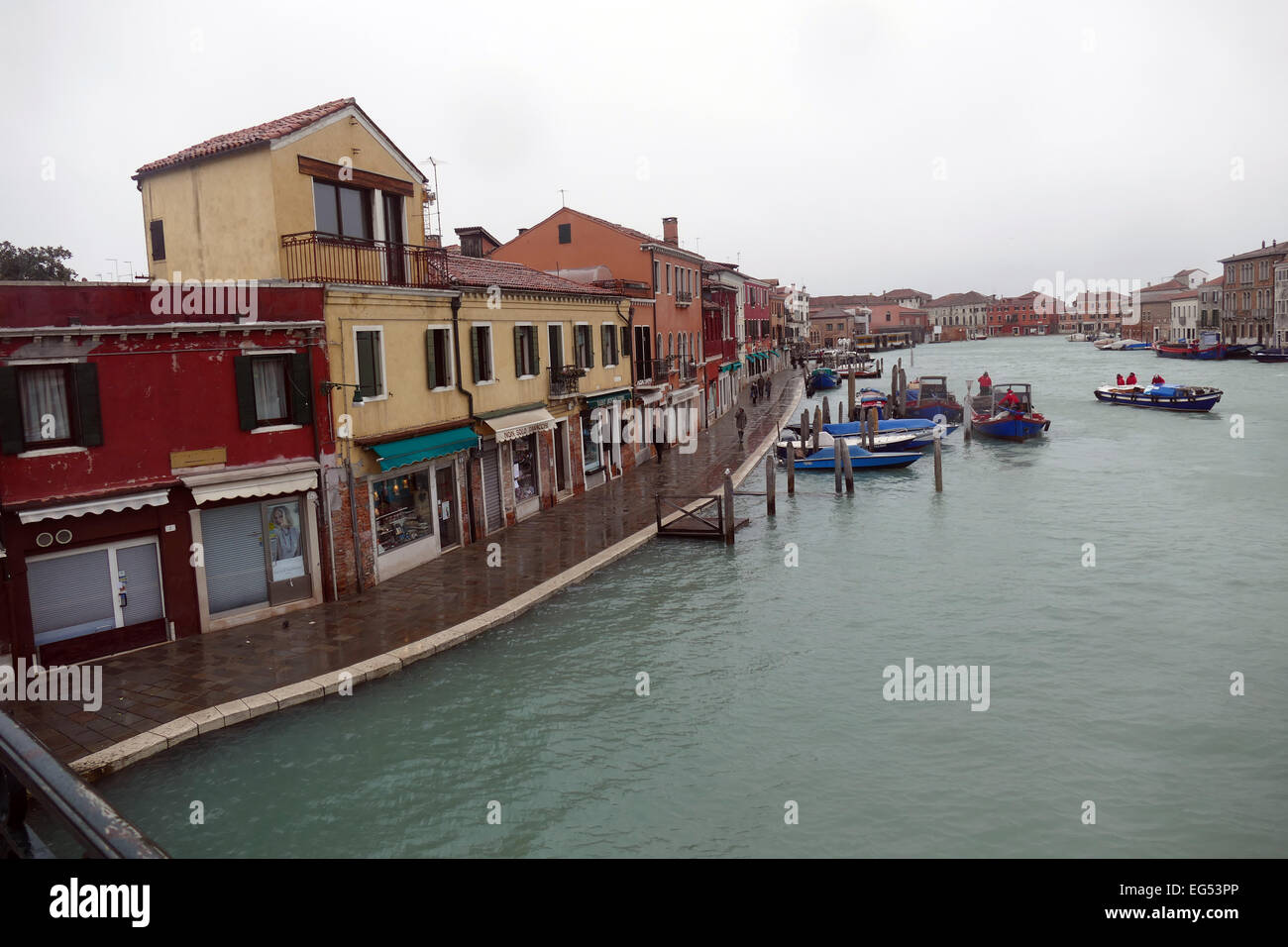 L'île de Murano dans la lagune de Venise. 700 ans de tradition dans l'art de la transformation du verre. Banque D'Images
