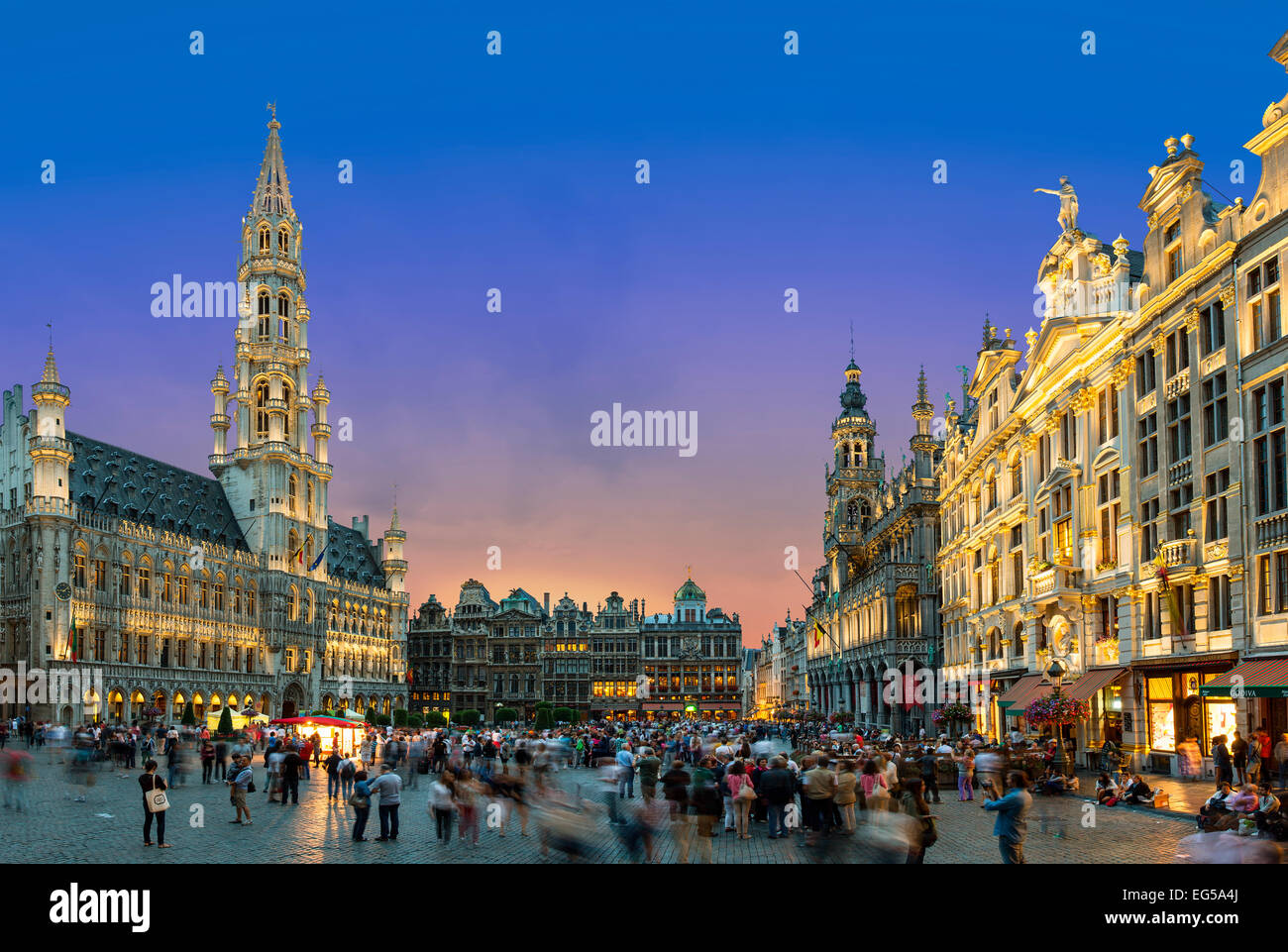 Bruxelles, Grand Place au crépuscule Banque D'Images
