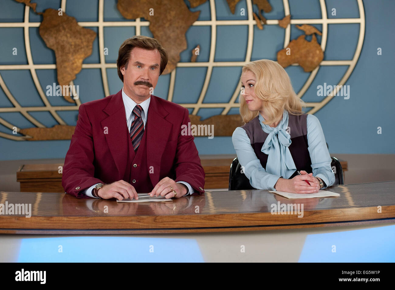 Présentateur 2 : LA LÉGENDE CONTINUE (2013) Will Ferrell CHRISTINA APPLEGATE ADAM MCKAY (DIR) COLLECTION MOVIESTORE LTD Banque D'Images