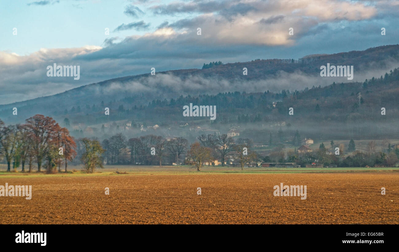 Campagne à Evian-les-Bains en France en hiver dans la nouvelle année Banque D'Images