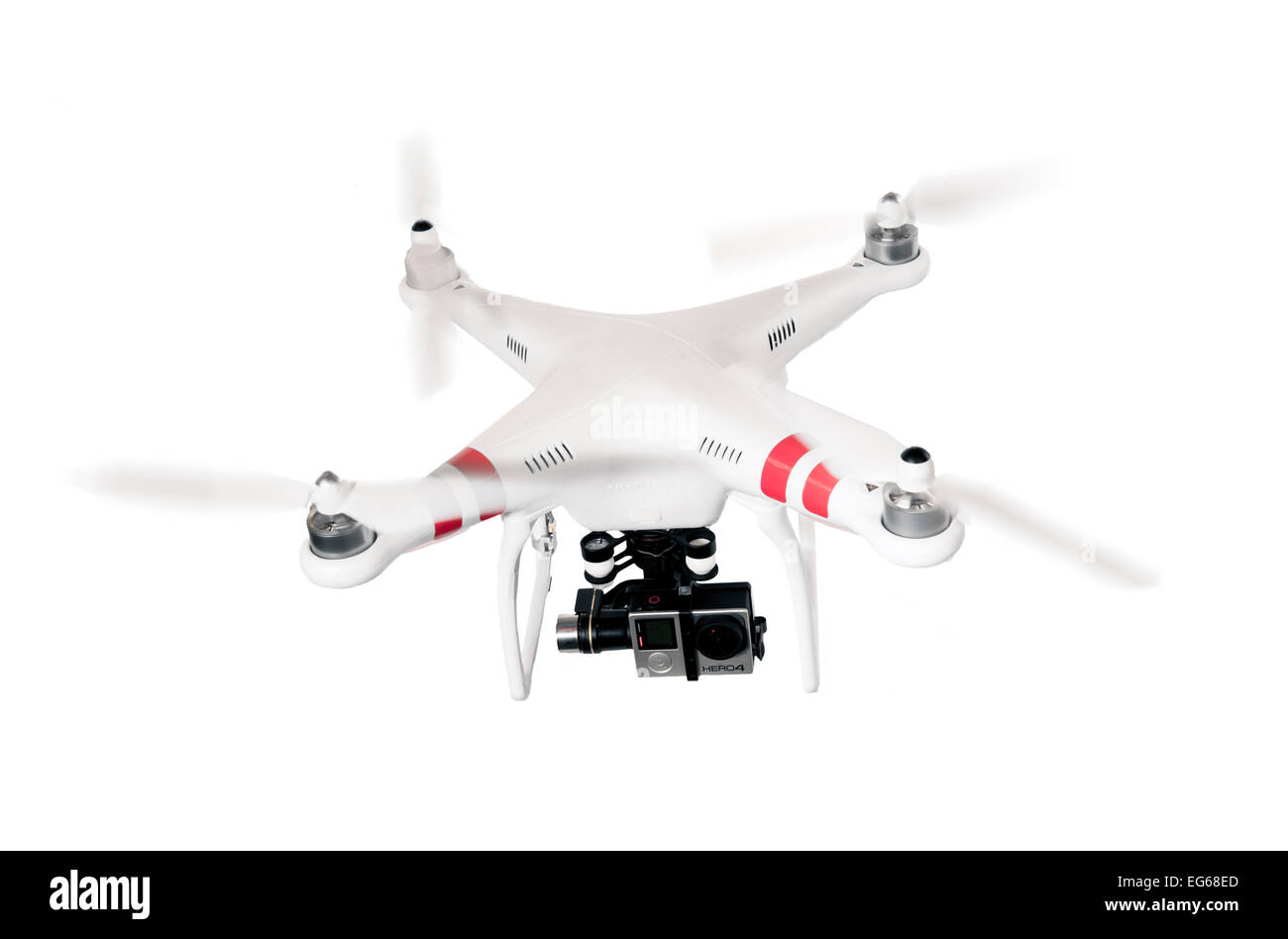 Un drone quadcopter DJI phantom ou voler sur un fond blanc Banque D'Images