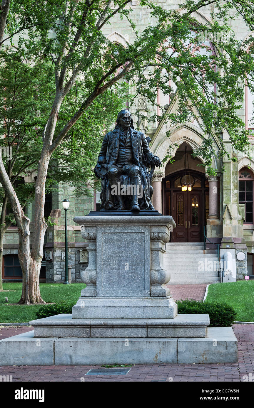 Ben Franklin la sculpture à l'Université de Pennsylvanie, Philadelphie, USA Banque D'Images