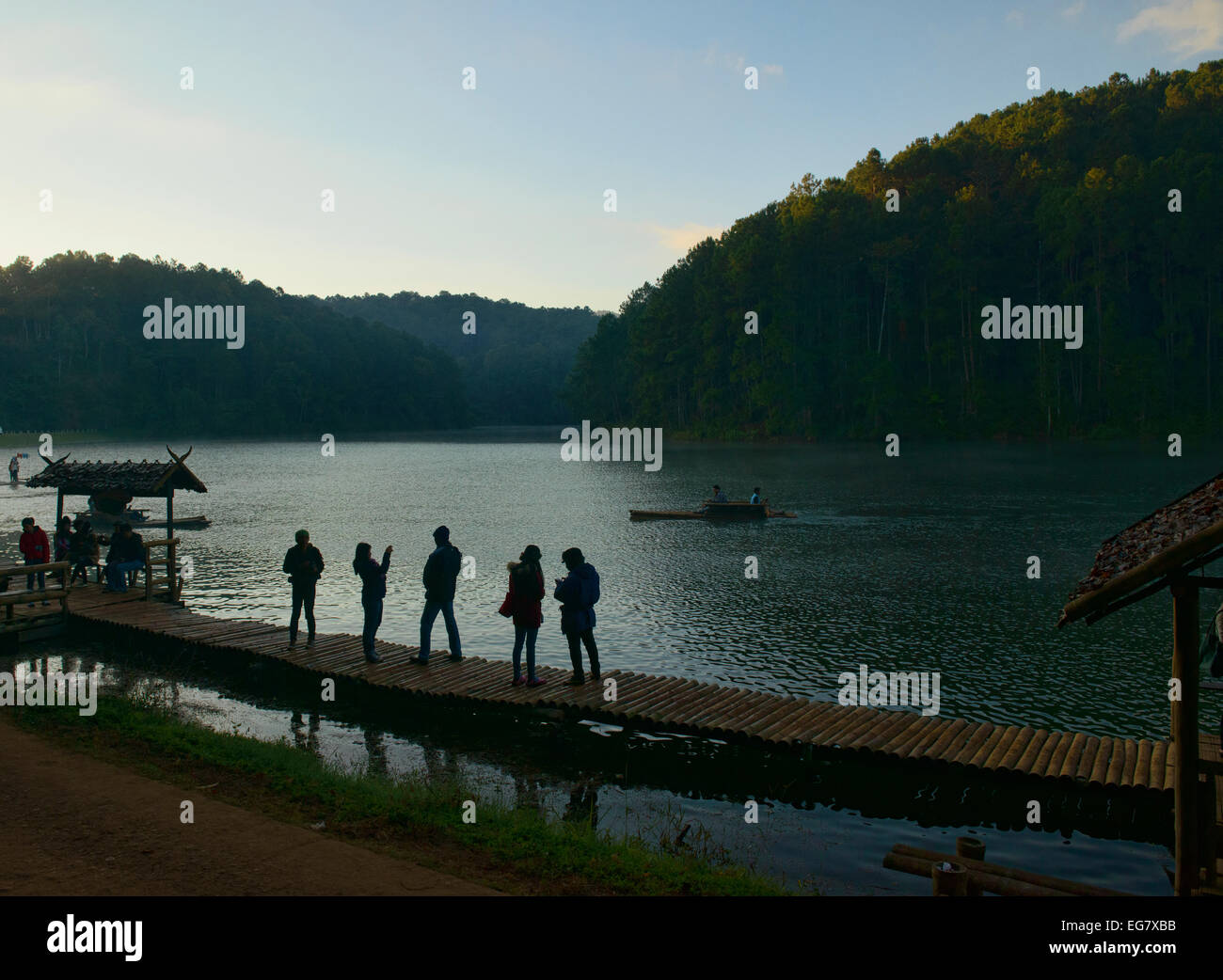 Pang Ung beau lac, Mae Hong Son, Thaïlande Banque D'Images