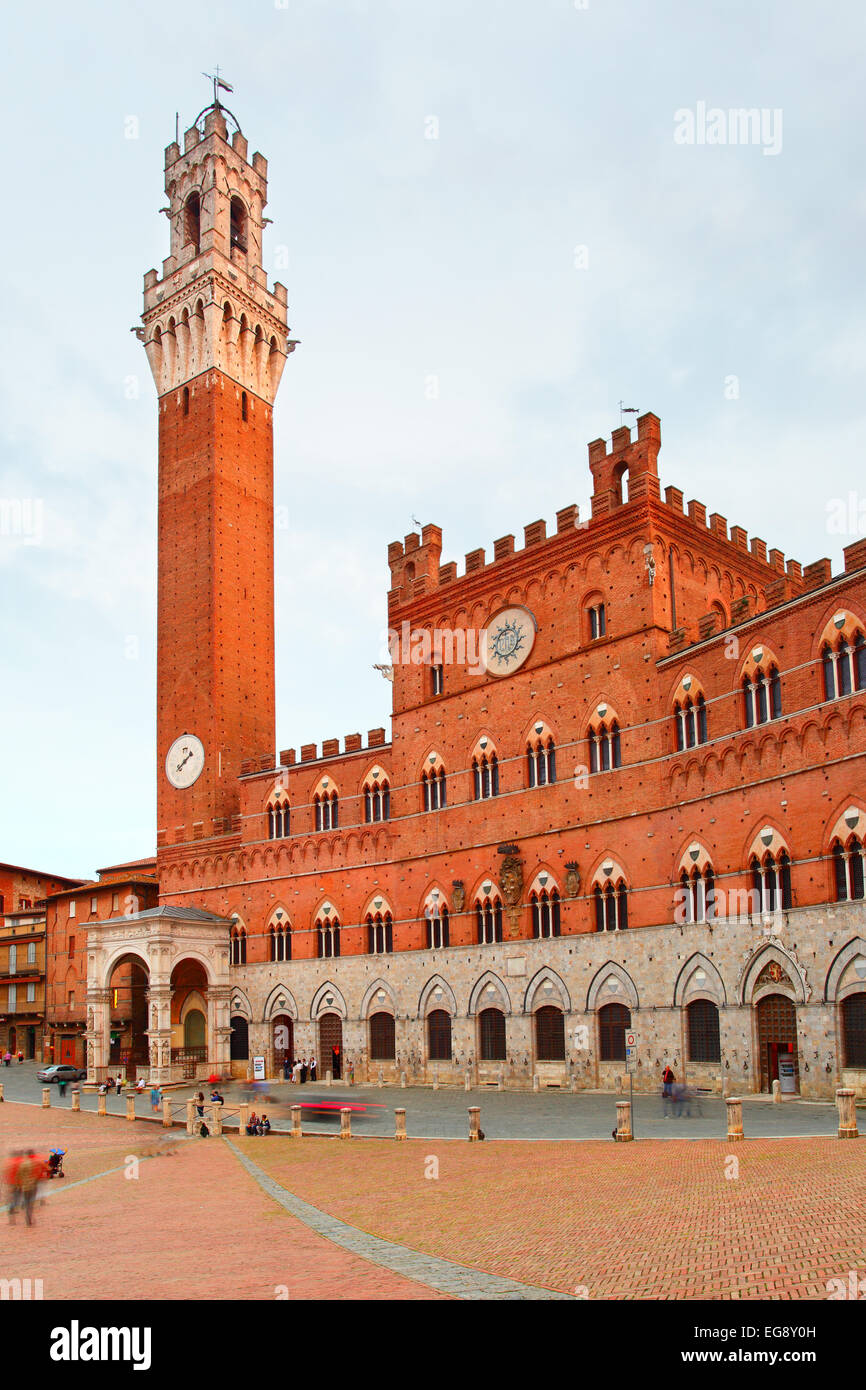 Campo Square et tour à Sienne, Italie Banque D'Images