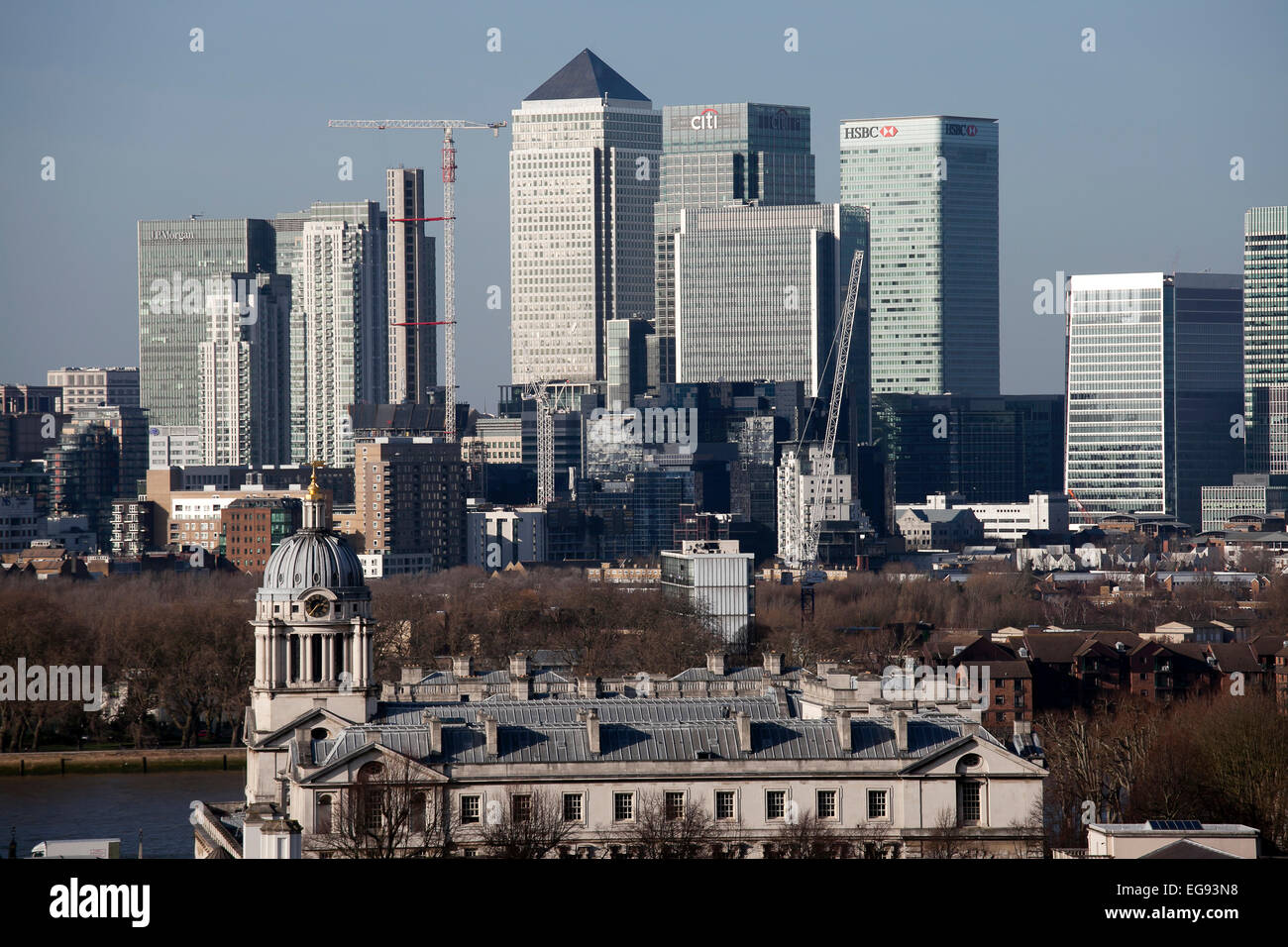 Londres, Royaume-Uni - 12 janvier 2015 - en milieu d'après-midi, vue sur Canary Wharf Londres prises à partir de l'autre côté de la Tamise Banque D'Images