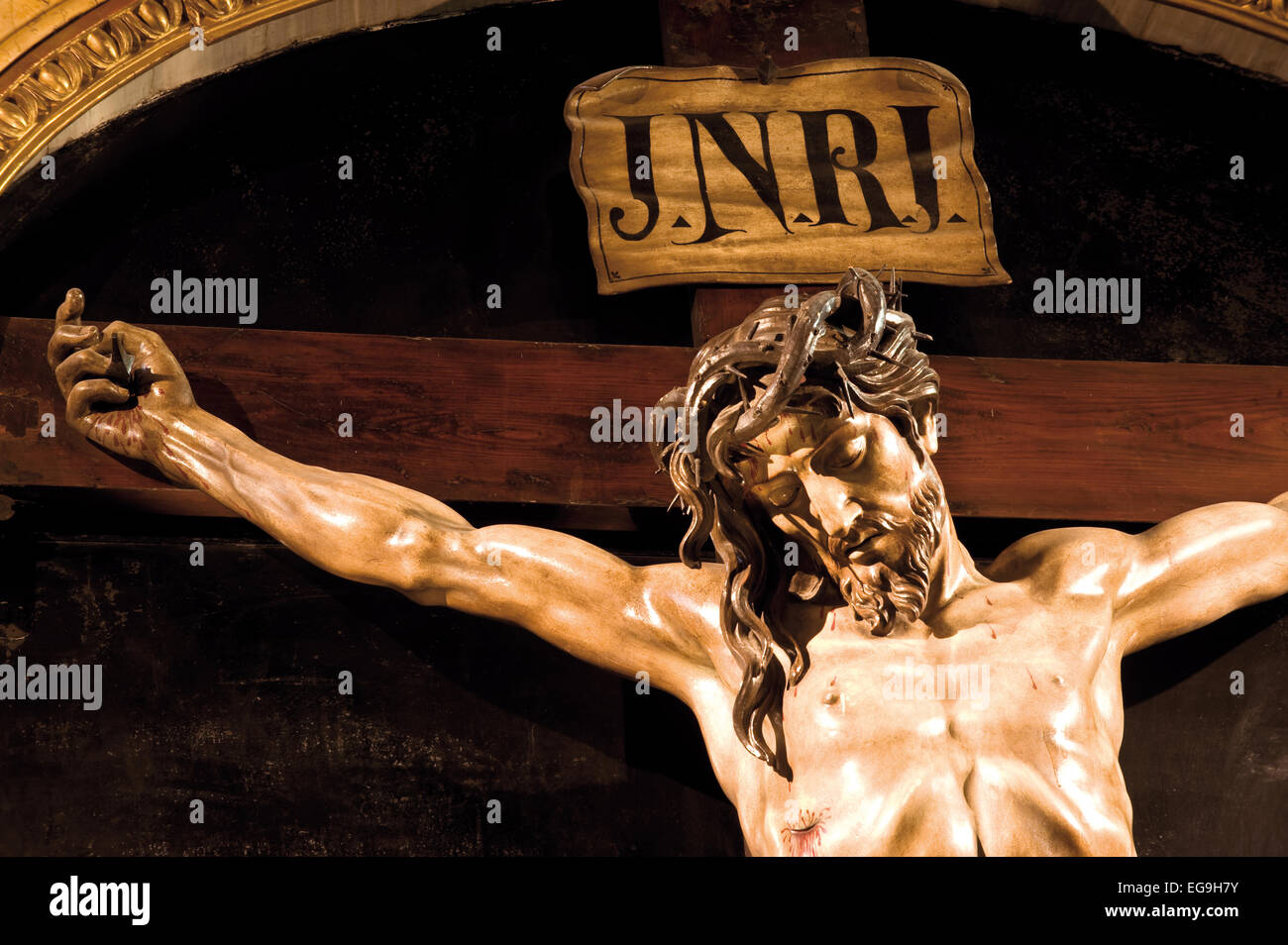 Piemonte Torino Duomo Ss. Crucifix en bois avec chapelle crucifié par Francesco Borello 1727 Banque D'Images