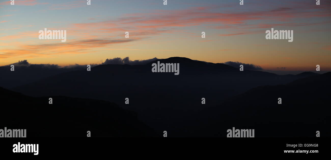 Aube Du ciel, la Sierra Nevada Banque D'Images