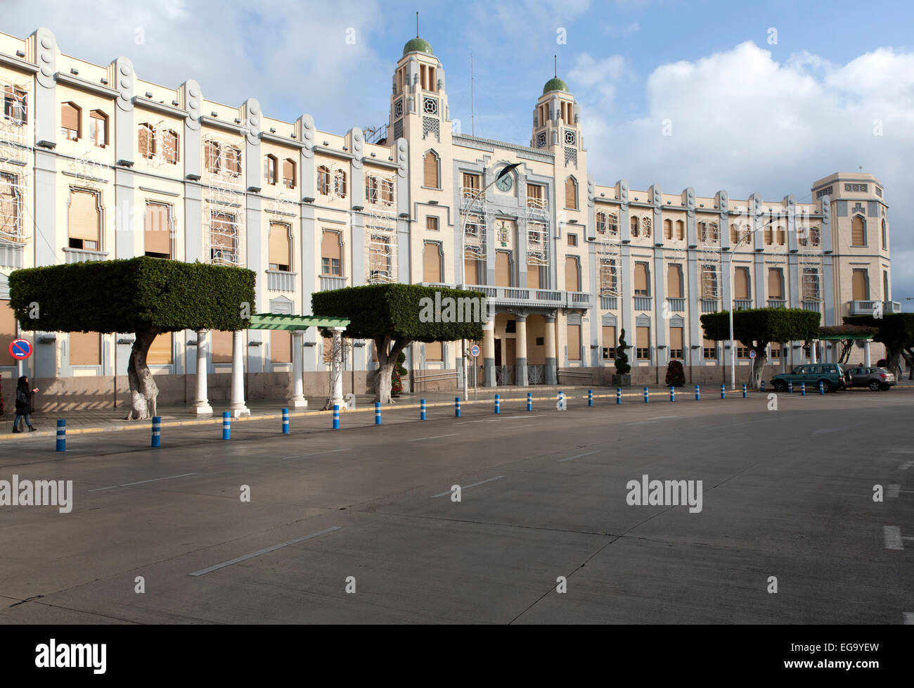 Palacio de la Asamblea architecte Enrique Nieto, Plaza de España, Melilla, Espagne, Afrique du Nord Banque D'Images