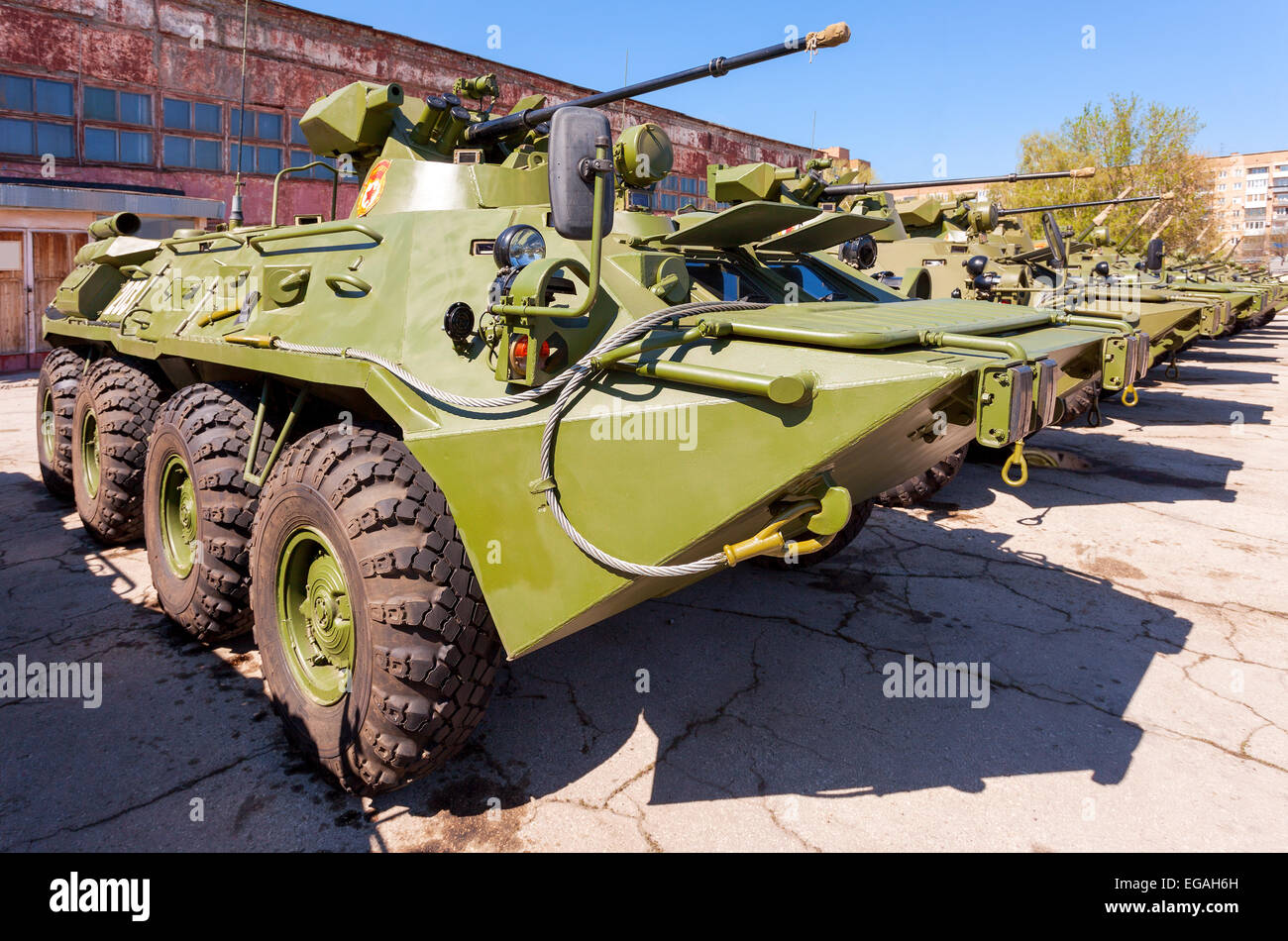L'armée russe BTR-82 véhicule blindé à roues de transport de troupe Banque D'Images