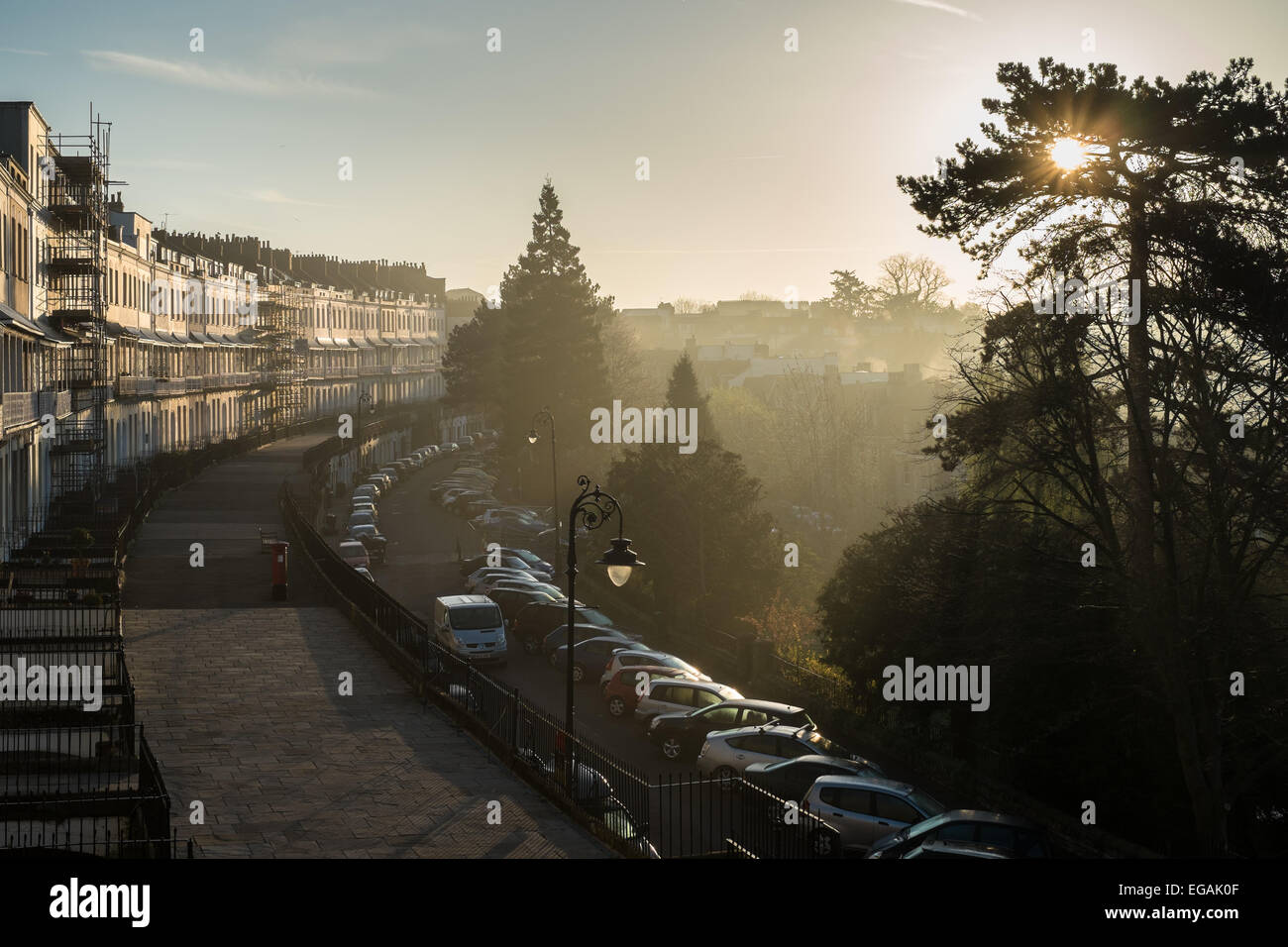La lumière du matin sur Royal York Crescent, Clifton, Bristol Banque D'Images