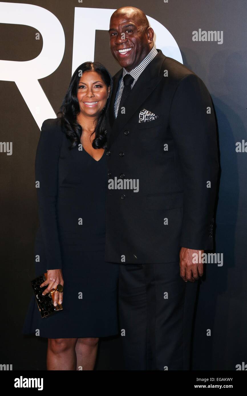 Los Angeles, CA, USA. Feb 20, 2015. Earlitha Kelly, Magic Johnson présente à Tom Ford Automne/Hiver 2015 collection Femme, lait Studios, Los Angeles, CA, 20 février 2015. Photo par : Xavier Collin/Everett Collection/Alamy Live News Banque D'Images