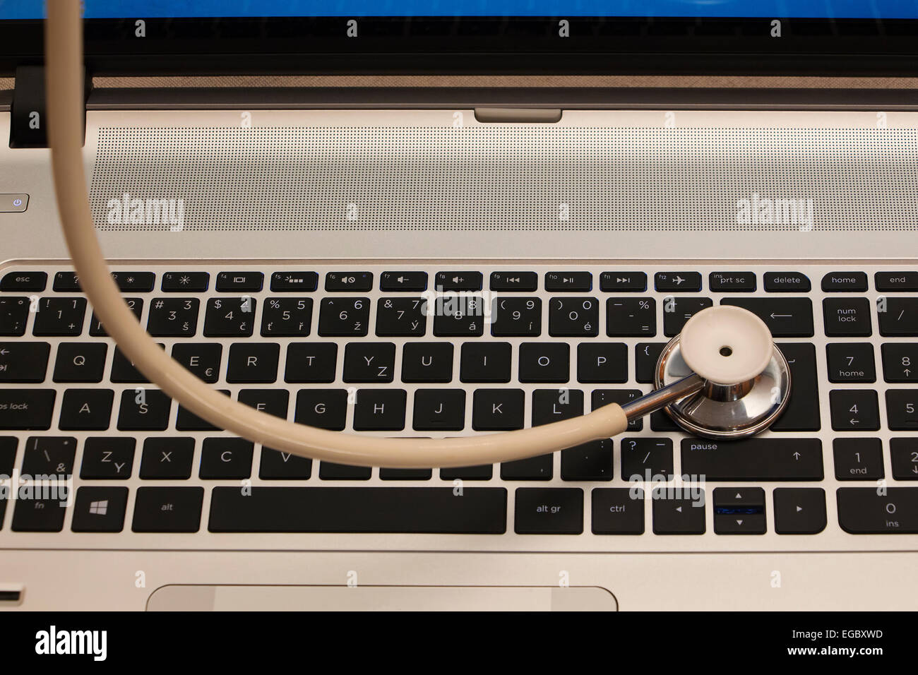 Pc, ordinateur, health check concept médical, comme l'examen. Banque D'Images