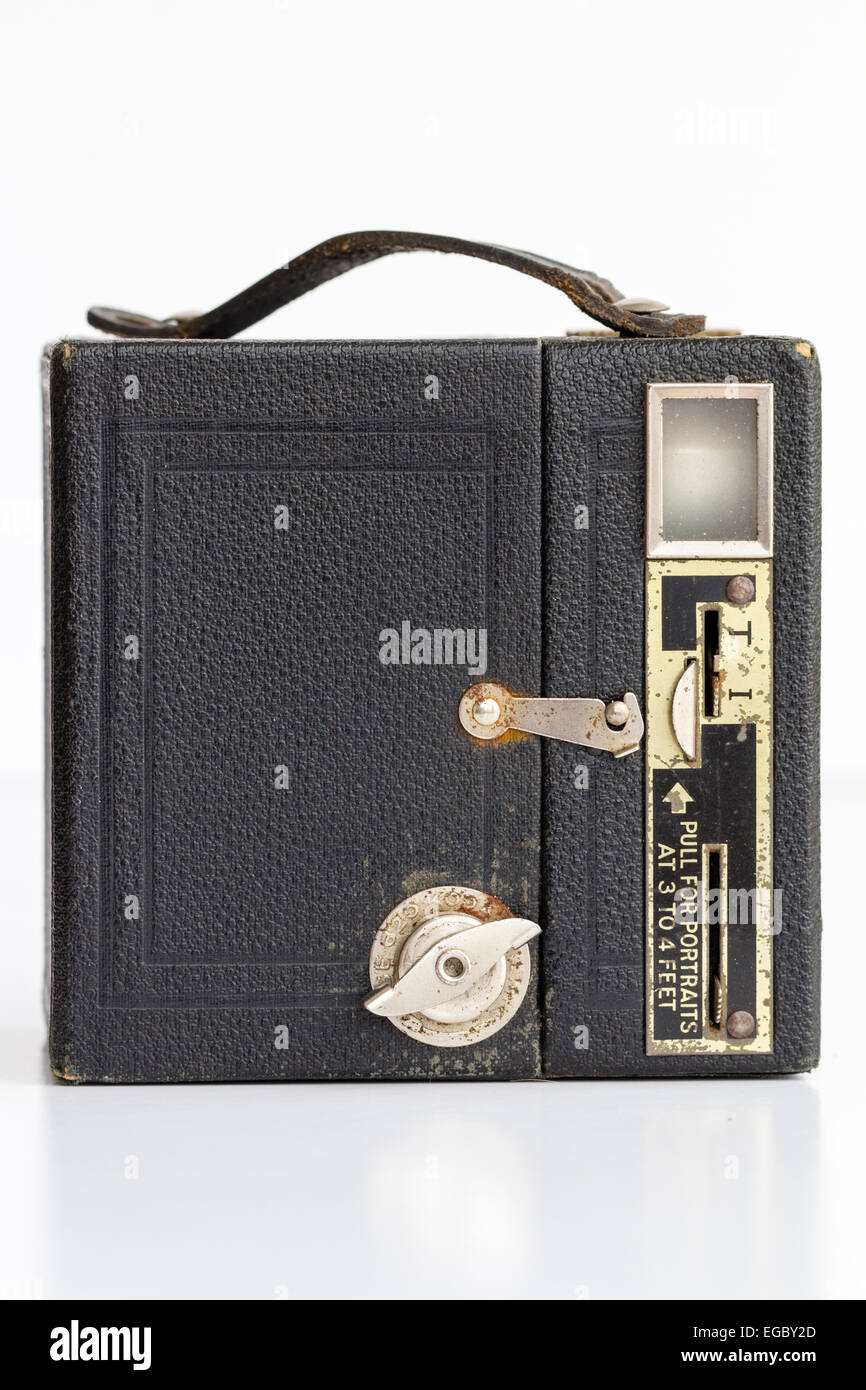 Appareil photo vintage, appareil photo numérique six-20 Brownie Junior 1939-43 de Kodak. 620 était la taille de film utilisée. C'était le modèle populaire de portrait. Banque D'Images