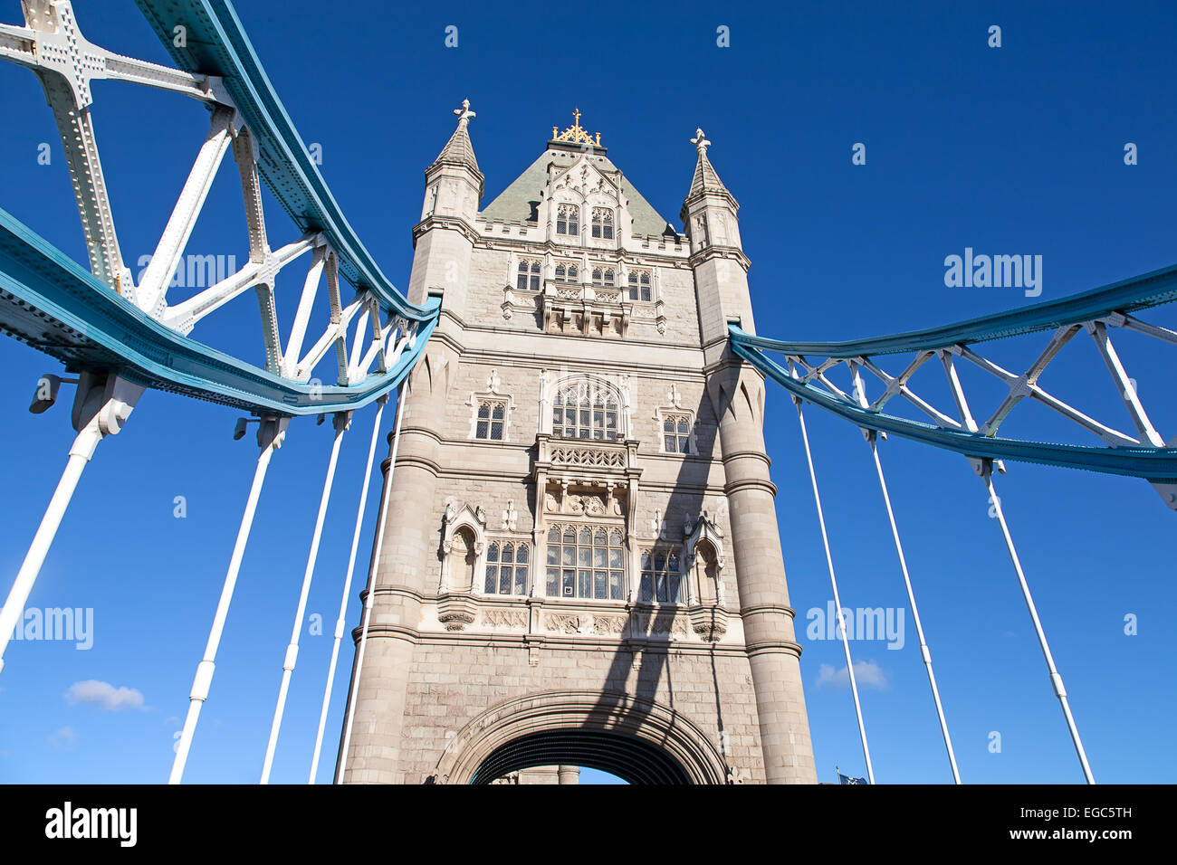 Célèbre Tower Bridge à Londres, Royaume-Uni Banque D'Images