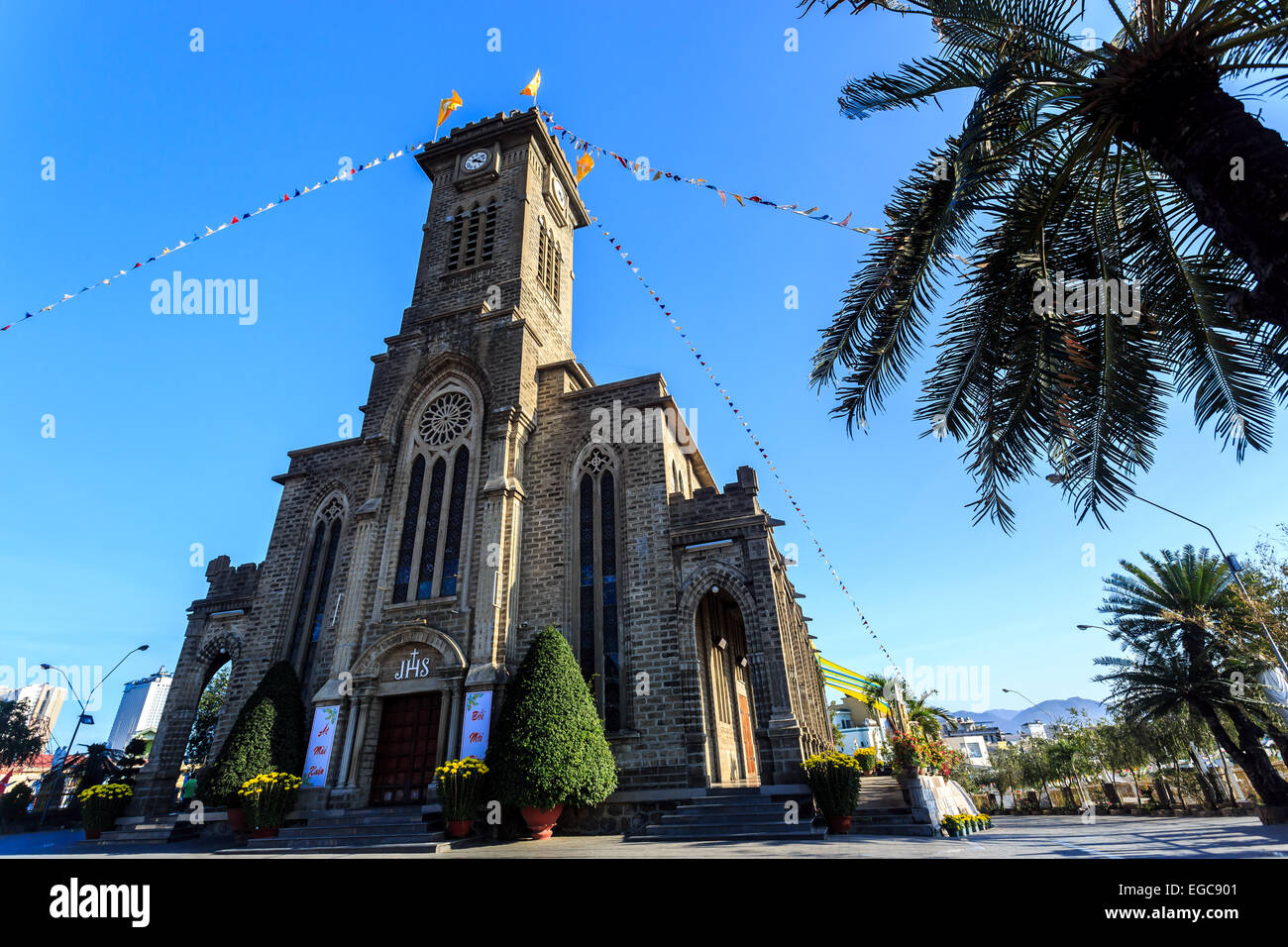 Cathédrale de l'église en pierre (roi) dans la soirée. Nha Trang, Viêt Nam Banque D'Images