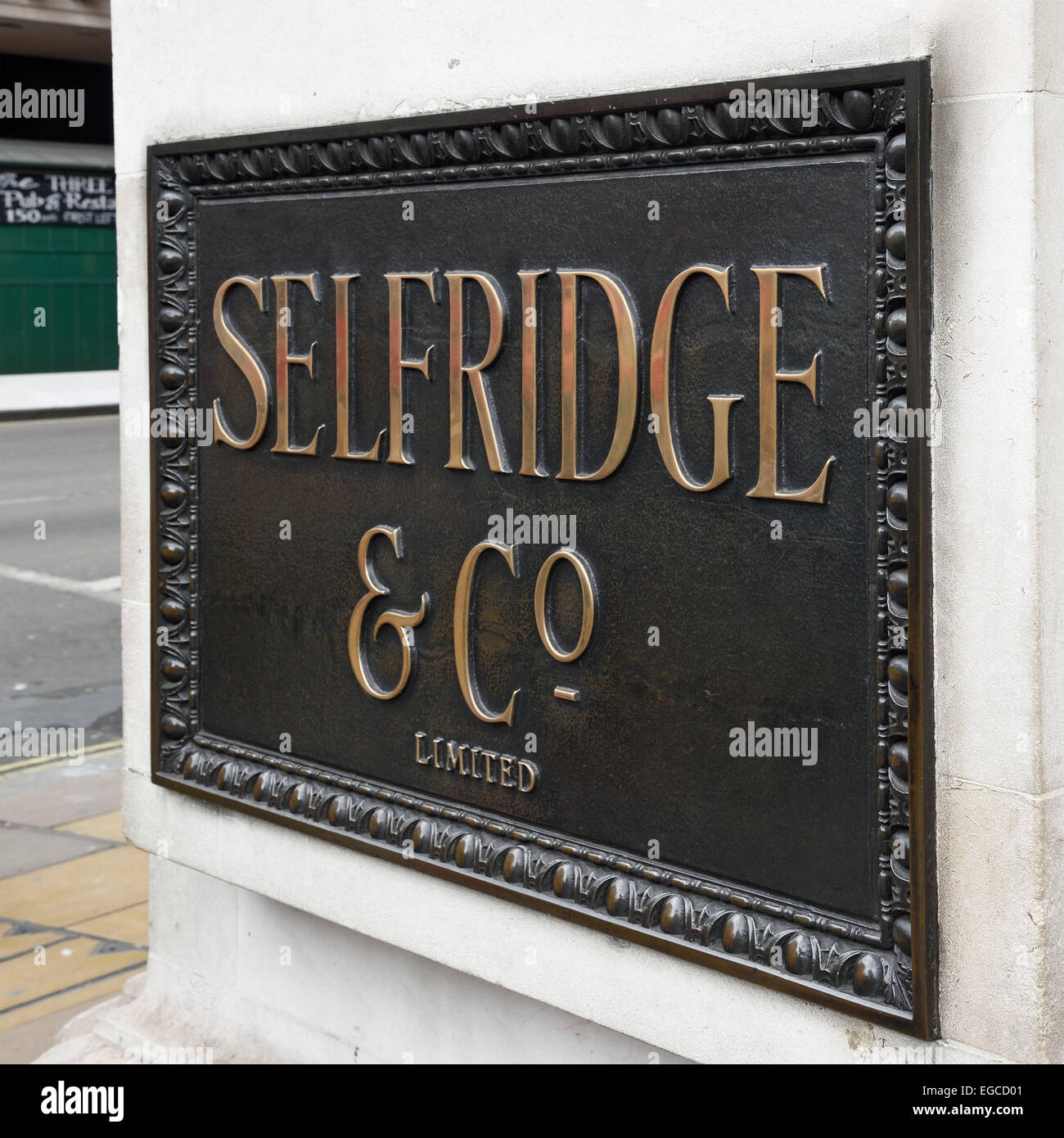 En dehors de la plaque d'Selfidges Store dans Oxford Street, Londres W1. Banque D'Images