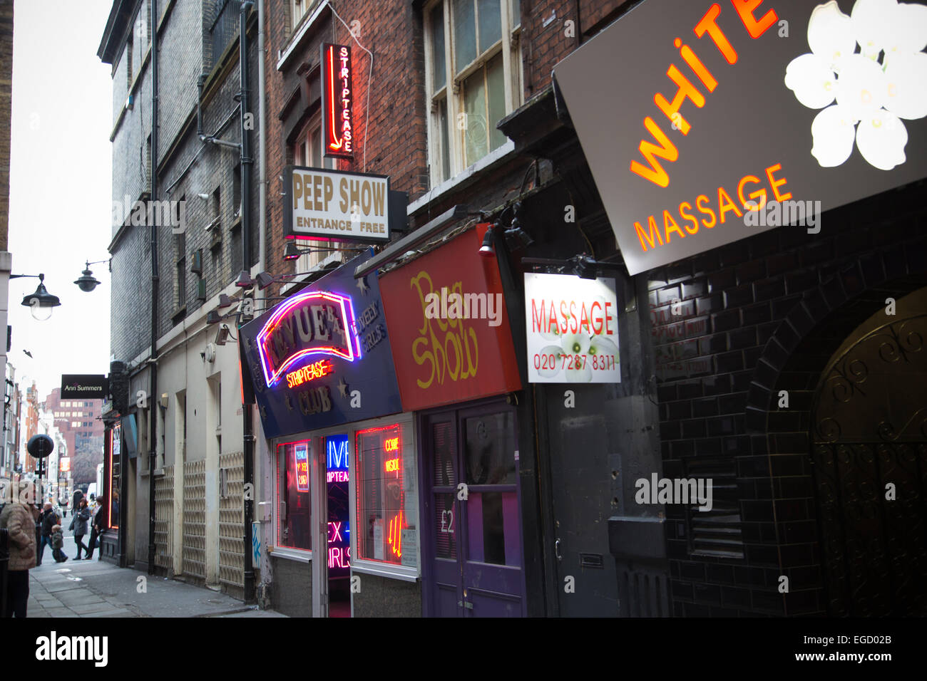 Strip-tease et Peep Show bars à Soho, le quartier bohème du West End de Londres, Meyssac, London, UK Banque D'Images