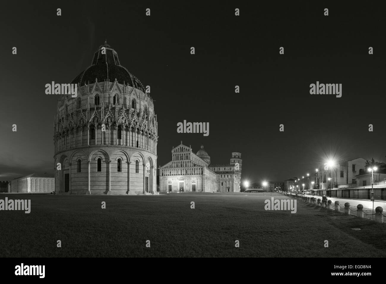 Battistero avec cathédrale et la tour penchée, le Duomo, Torre Pendente, Piazza dei Miracoli, Piazza del Duomo, la place de la cathédrale, l'UNESCO World Heritage Site, Pise, Toscane, Italie, Europe Banque D'Images