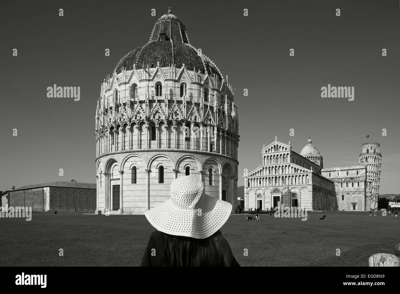 Battistero avec Cathédrale, Torre Pendente, tour de Pise, la Piazza dei Miracoli, Piazza del Duomo, la place de la cathédrale, l'UNESCO World Heritage Site, Pise, Toscane, Italie, Europe Banque D'Images