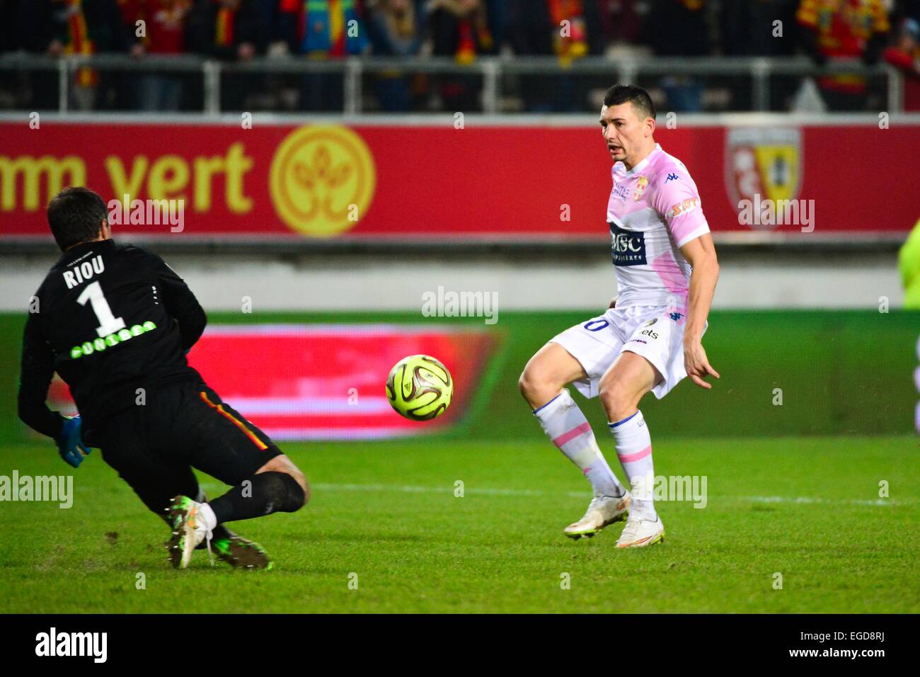 Mathieu DUHAMEL / Rudy RIOU - 14.02.2015 - Lens / Evian Thonon - 25eme journée de Ligue 1.Photo : Dave Sport hiver / icône Banque D'Images