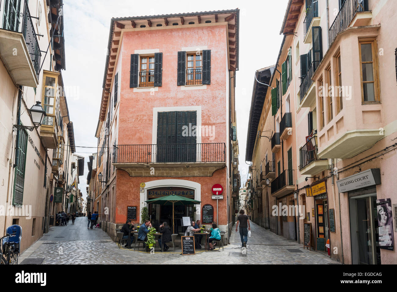 Ruelle dans la partie historique de Palma de Mallorca, Majorque, Espagne Banque D'Images