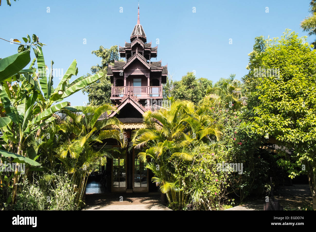 Inle Resort et Spa Hôtel en Nyaungshwe région.hébergement de luxe sur les rives du lac Inle, en Birmanie Myanmar,. Banque D'Images