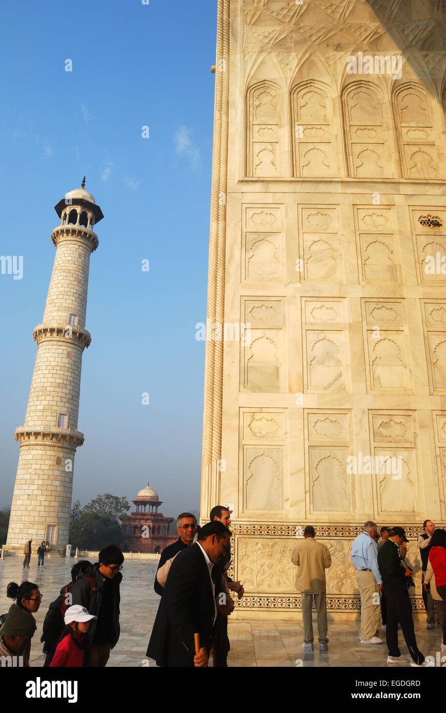 L'intérieur de l'entrée touristique Taj Mahal agra inde Banque D'Images