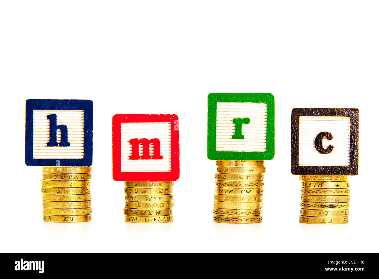 Les taxes fiscales tva HMRC Her Majesty's Revenue and Customs collection argent découpe découpe fond blanc copy space Banque D'Images