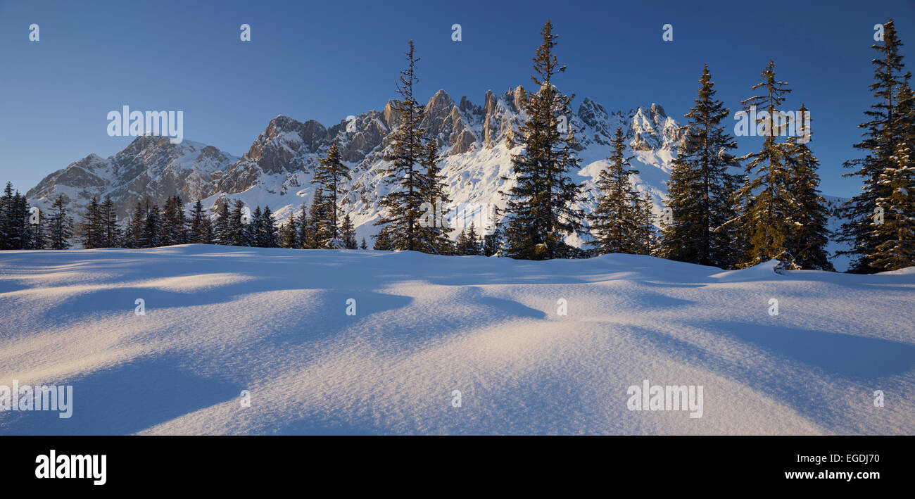 Vue depuis à Hochkeil Hochkoenig en hiver, sur h ?, Salzburg, Autriche Land Banque D'Images