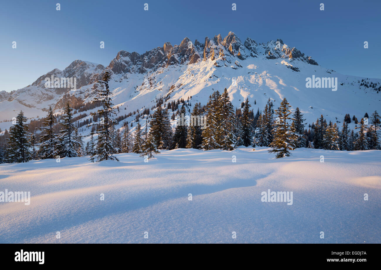Vue depuis à Hochkeil Hochkoenig en hiver, sur h ?, Salzburg, Autriche Land Banque D'Images