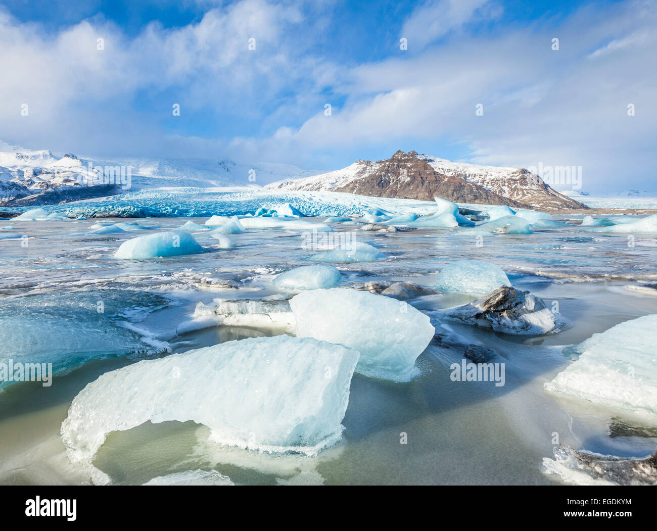 Iceberg Frozen Fjallsarlon lagoon en hiver Islande Europe Banque D'Images