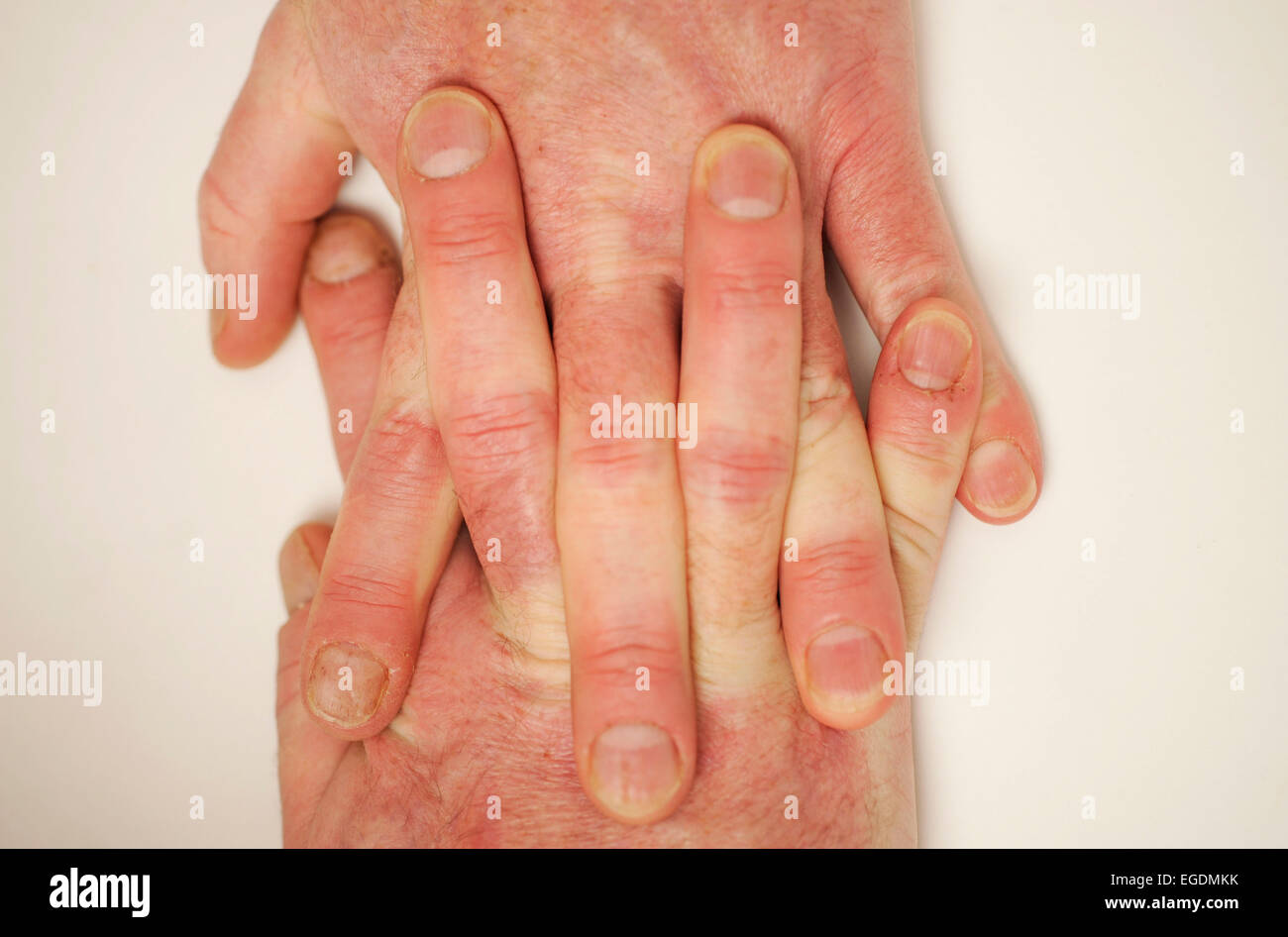 Mains mâles Banque D'Images